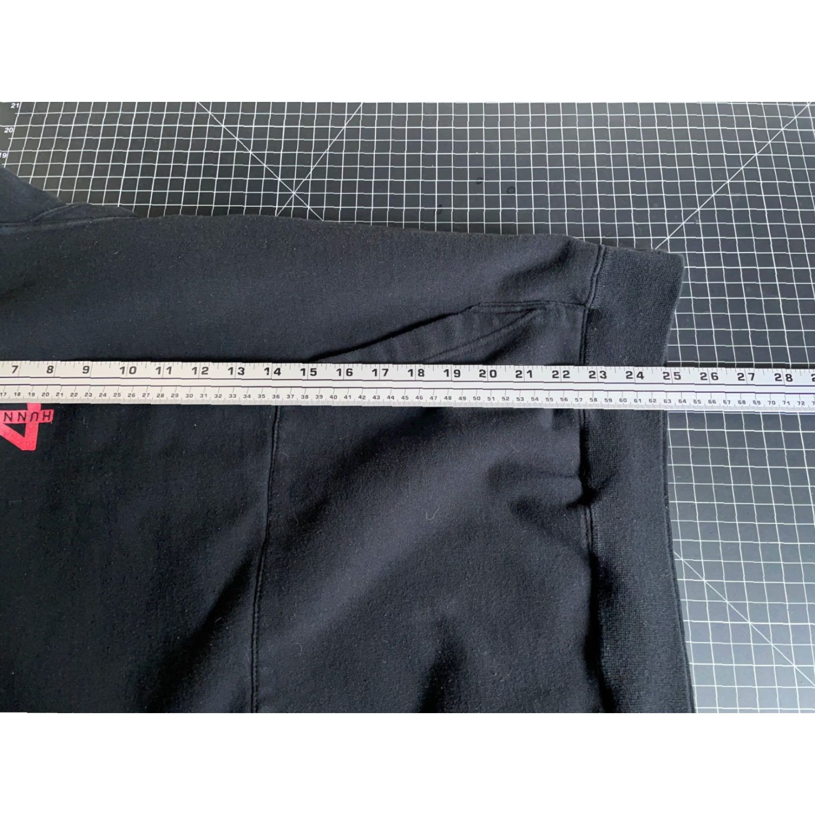 Vintage 4Hunnid Hoodie Men's Medium Black Graphic Print Crew Neck Pullover Sweatshirt Hip Hop Retro Heavyweight Pockets Size US M / EU 48-50 / 2 - 6 Thumbnail