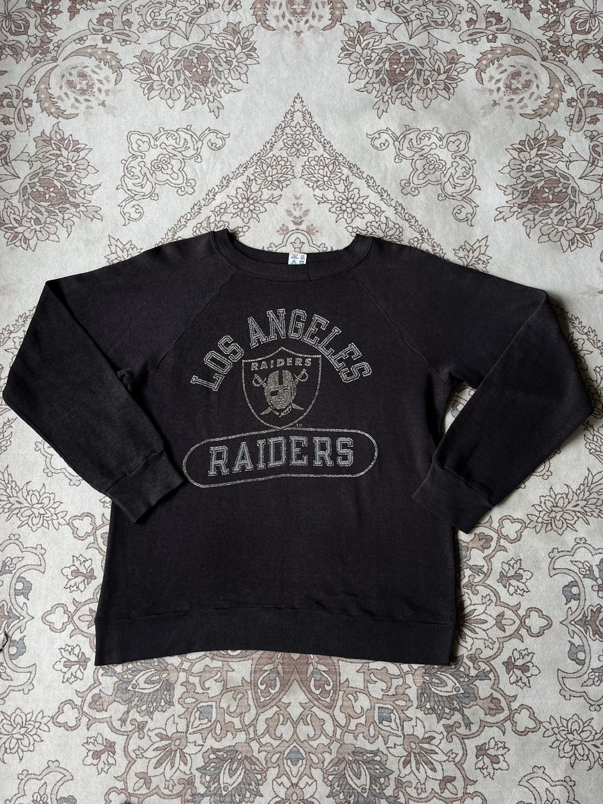 Champion × NFL Vintage Distressed 80's NFL L.A. Raiders X Champion Size US M / EU 48-50 / 2 - 3 Thumbnail