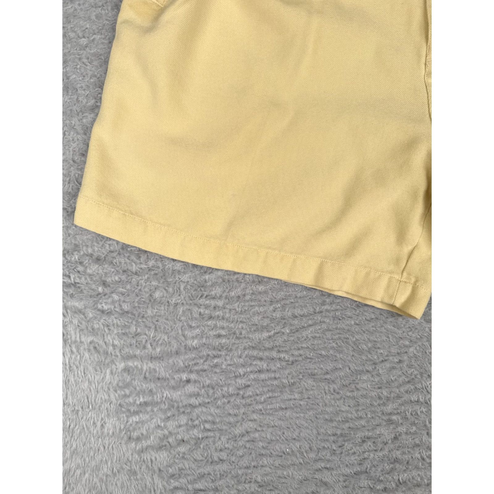 Tommy Bahama VINTAGE Tommy Bahama Women’s Shorts Bermuda 10 Yellow Silk Pockets Beach Vacation Travel Size 32" / US 10 / IT 46 - 3 Thumbnail