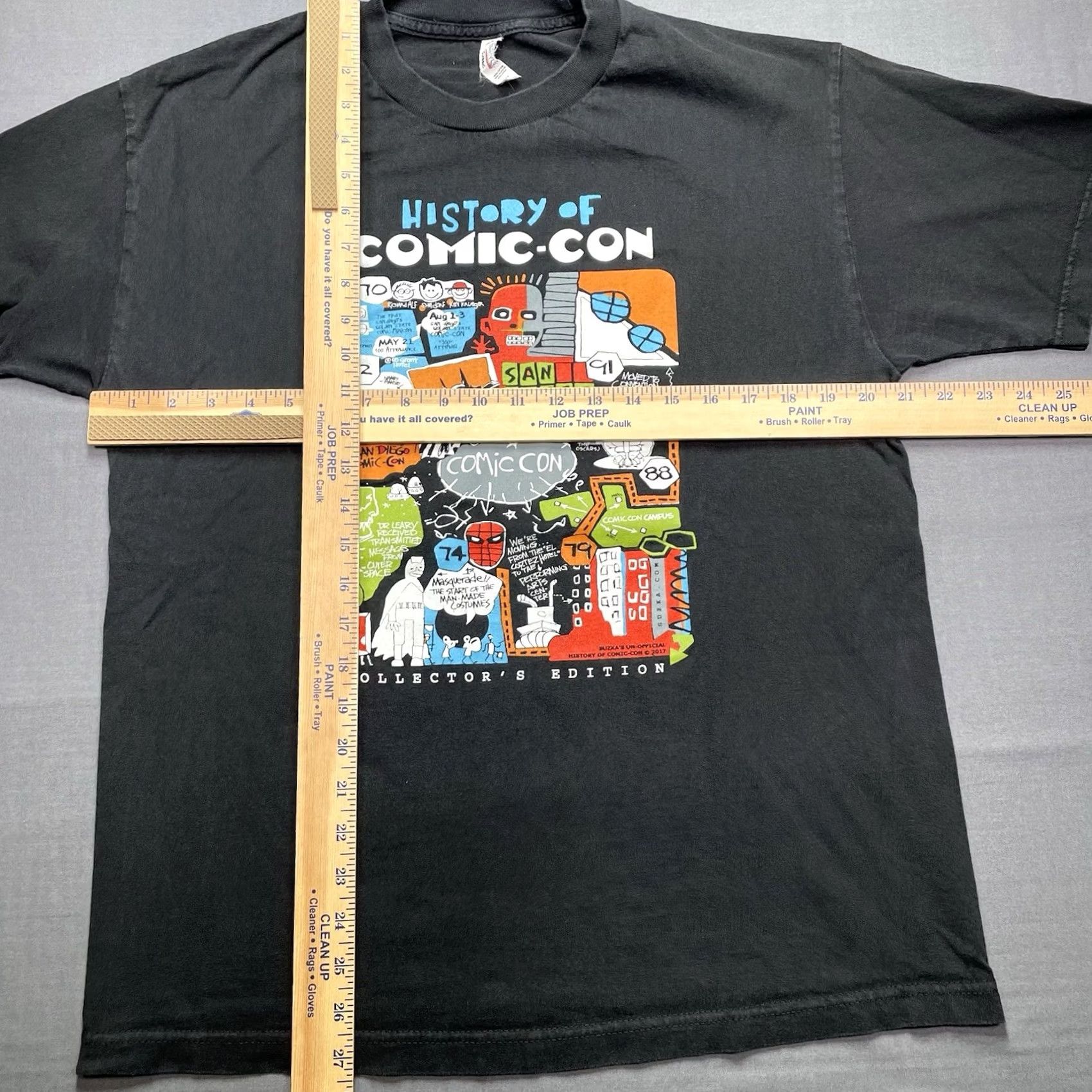 Vintage SAN DIEGO COMIC CON 2017 TSHIRT Large HISTORY OF DEADPOOL BATMAN MASQUERADE Size US L / EU 52-54 / 3 - 4 Thumbnail
