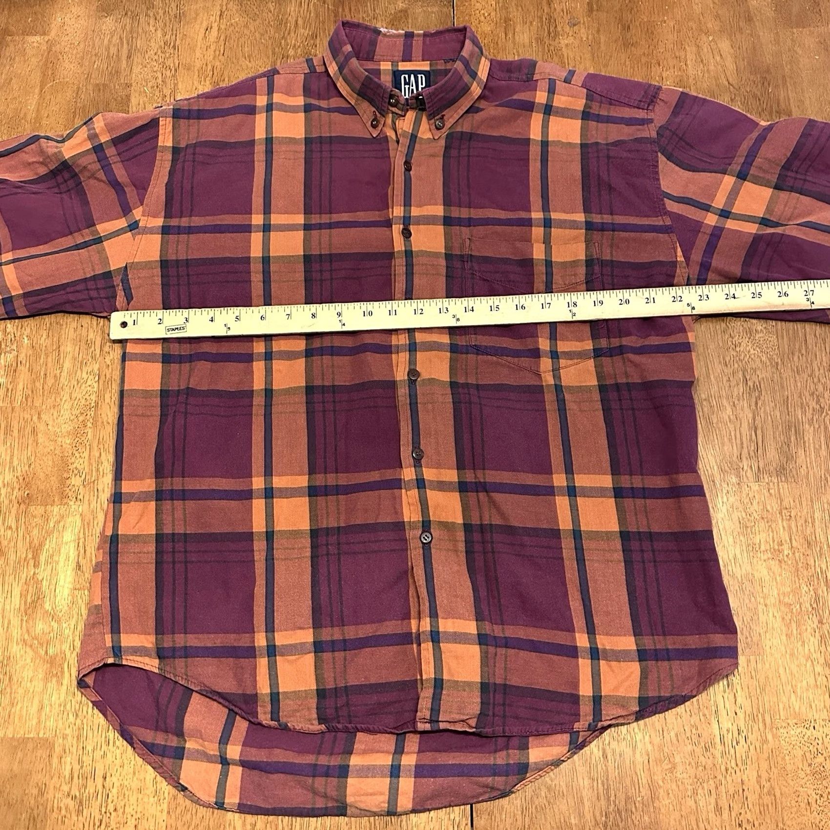 Gap VINTAGE Gap Mens Button-Down Shirt Plaid Large Red Cotton Flannel Button-Up Casual Button-Down Mens Regular L Size US L / EU 52-54 / 3 - 6 Thumbnail