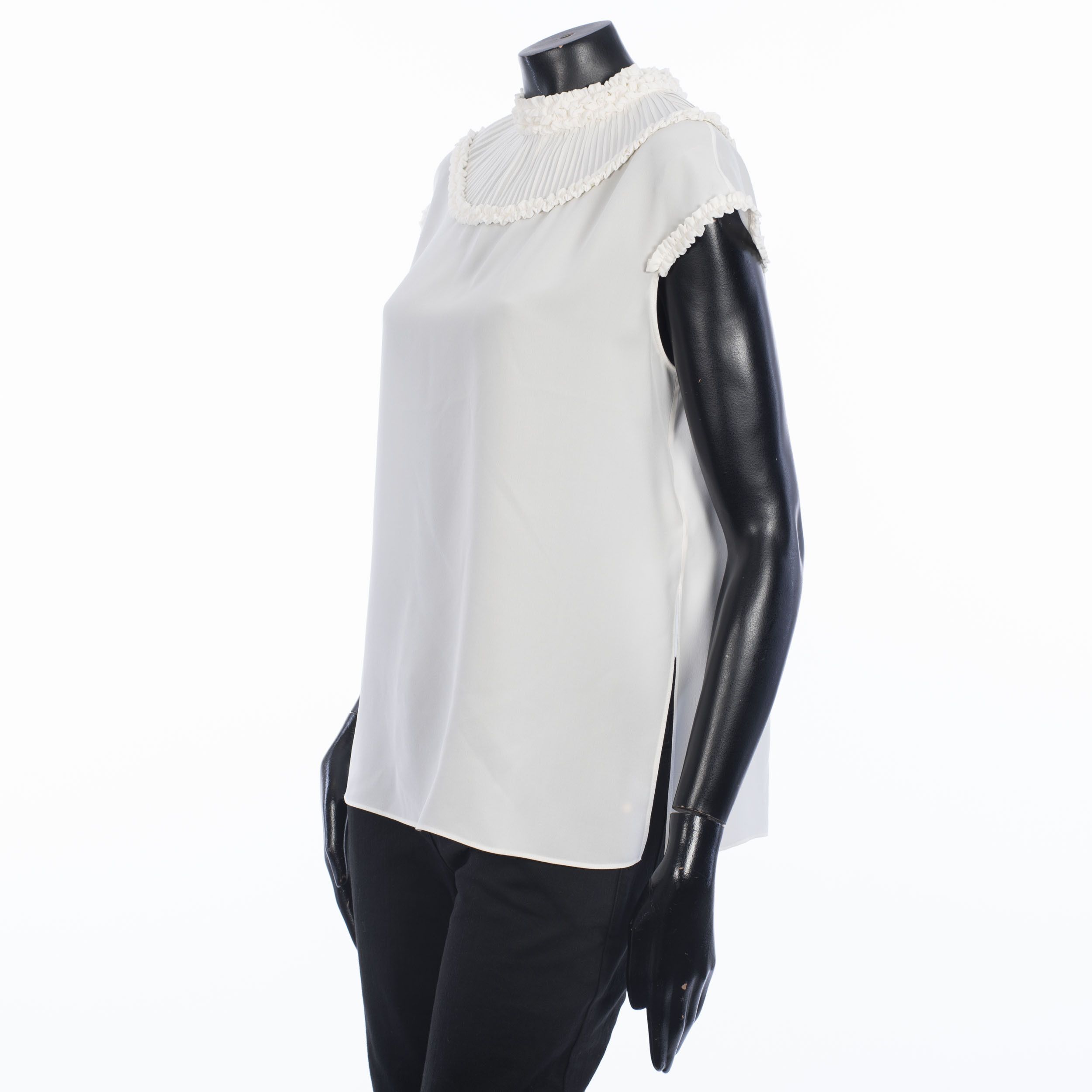 Fendi Crêpe De Chine Top With Ruffles In White Silk Size S / US 4 / IT 40 - 2 Thumbnail