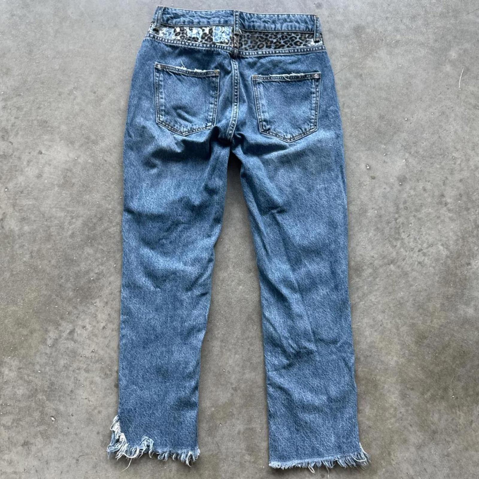 Zara Zara Cheetah Print High-Waisted Distressed Denim Jeans Size 25" / US 0 / IT 36 - 2 Thumbnail