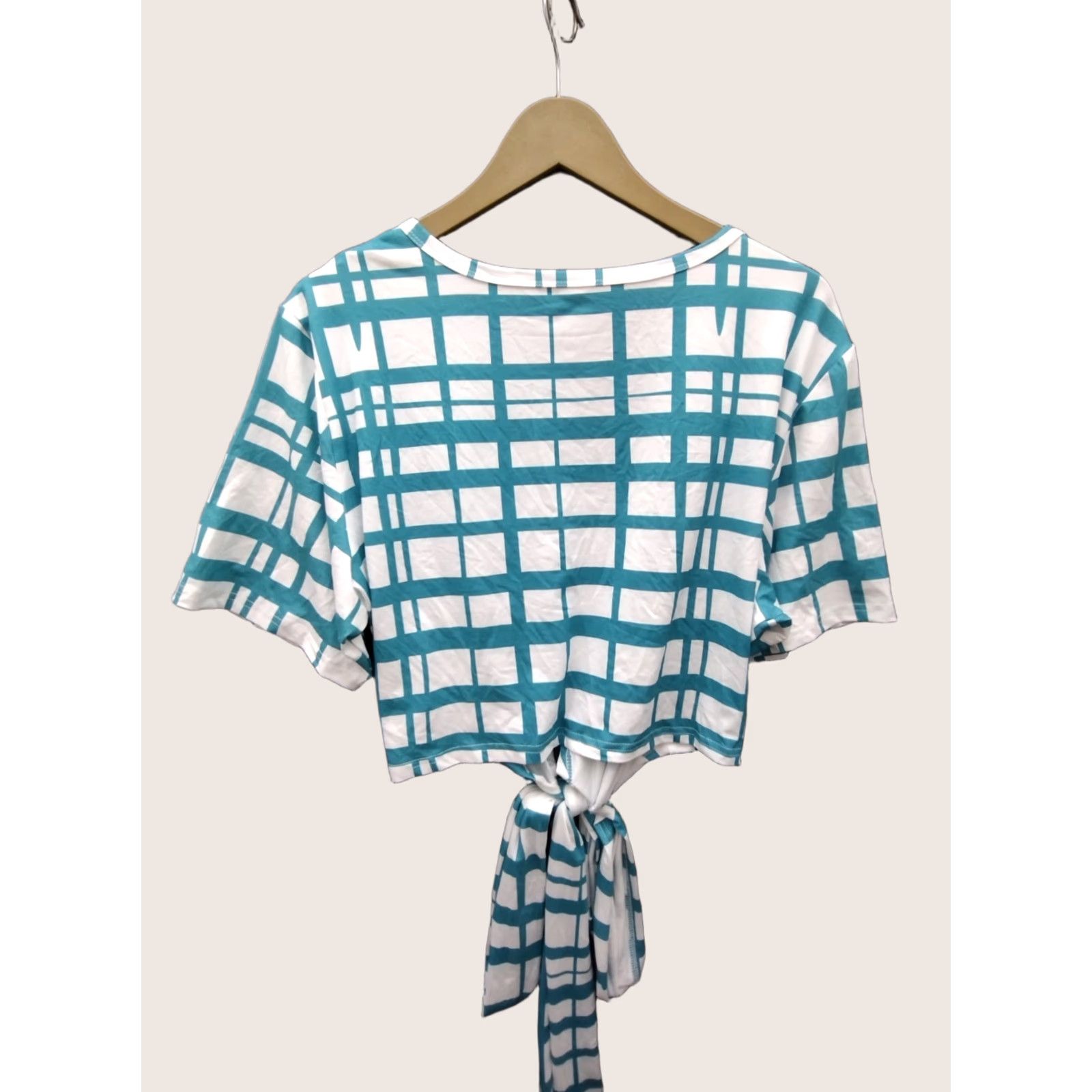 Vintage Vintage Unbranded Graphic Print Tie Front Top Shirt Adults 4XL Green Flutter Sleeve Round Neck Blouse Women’s Cashmere? Size XXL / US 16-18 / IT 52-54 - 1 Thumbnail