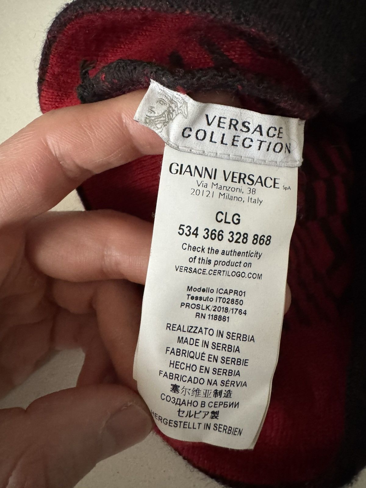 Versace Versace Collection Logo Black Red Beanie Hat Designer Rare Size ONE SIZE - 4 Thumbnail
