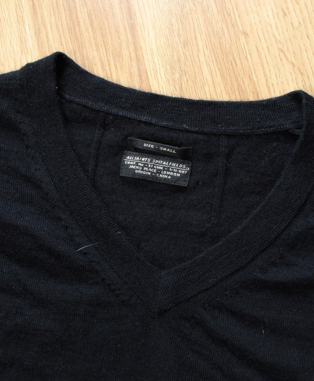 Allsaints 🔥 Allsaints Spitalfields 100% Wool Merino V Neck Sweater Size US S / EU 44-46 / 1 - 3 Thumbnail