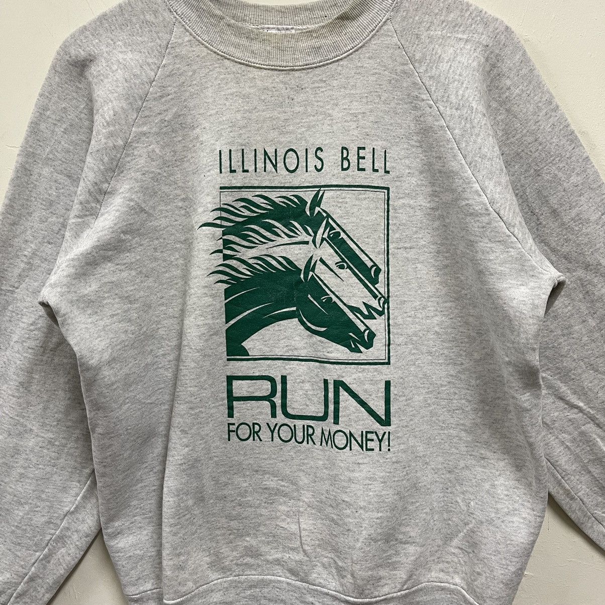 Fruit Of The Loom Vintage 90s ILLINOIS BELL sweatshirt pullover Size US L / EU 52-54 / 3 - 2 Thumbnail