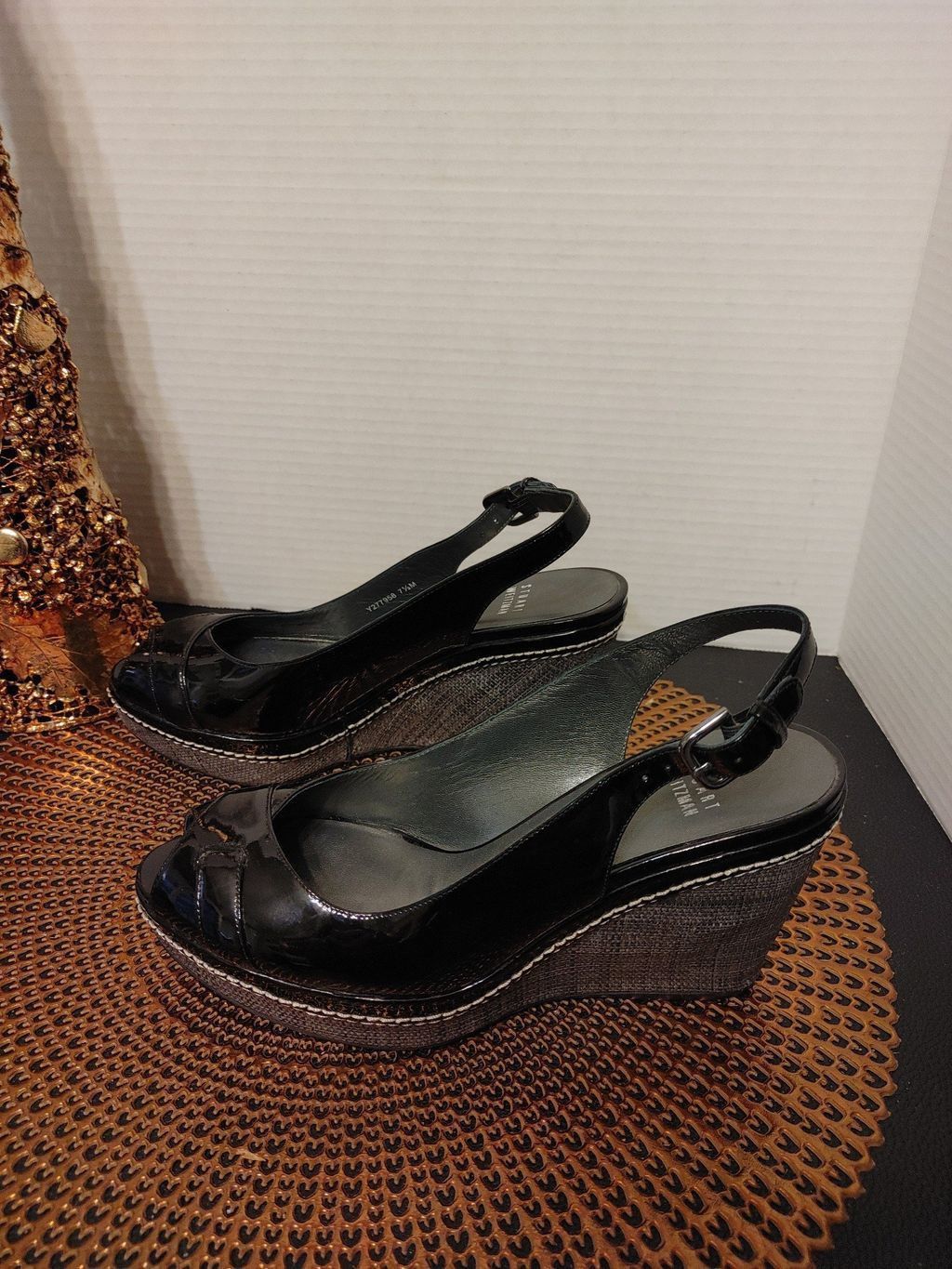 Stuart Weitzman Stewart Weitzman Riveria Wedge Heel Size 7 1/2 Size US 7.5 / IT 37.5 - 3 Thumbnail