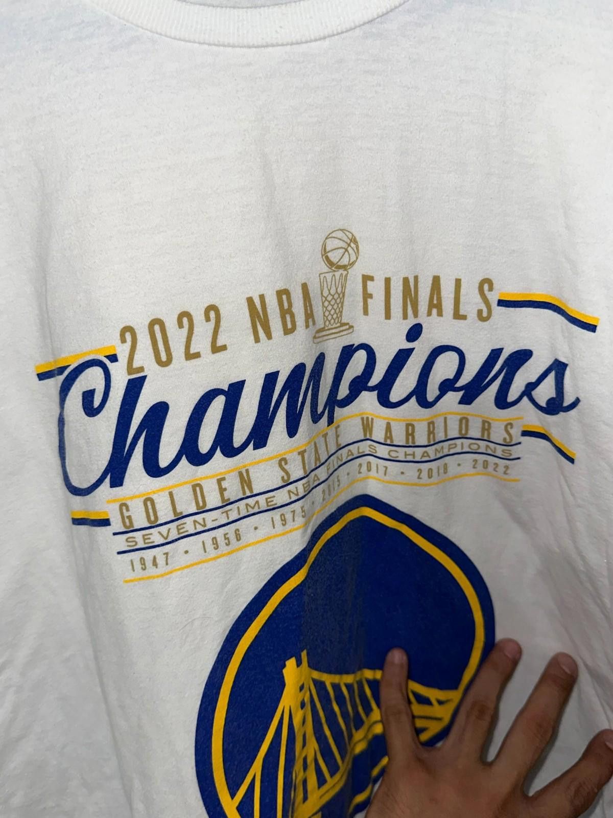 Designer Golden State Warriors 2022 NBA Finals Champs Tee XL Fanatics Size US XL / EU 56 / 4 - 2 Thumbnail