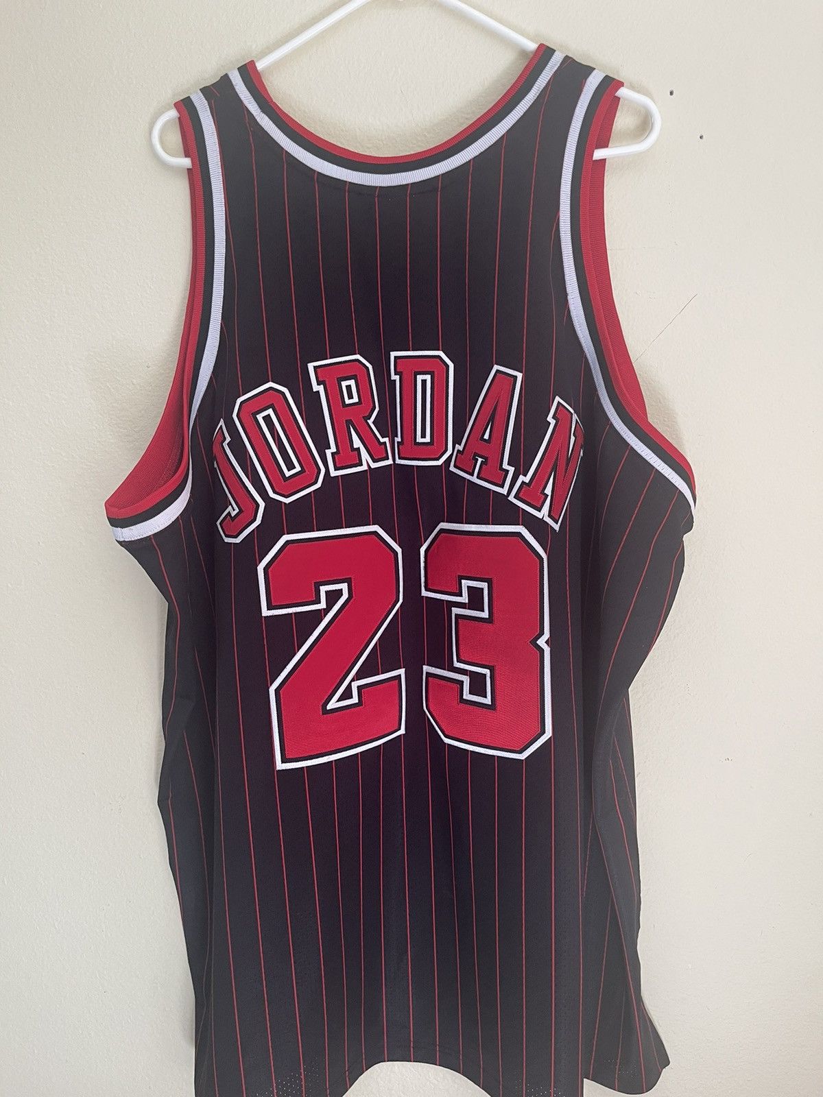 Mitchell & Ness × NBA × Vintage Mitchell & Ness Michael Jordan Jersey Size US XXL / EU 58 / 5 - 2 Thumbnail