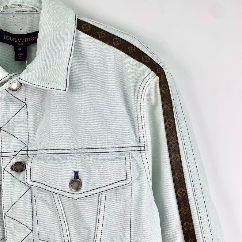 Louis Vuitton Louis Vuitton Light Blue Denim Jacket-2506 Size XS / US 0-2 / IT 36-38 - 3 Thumbnail