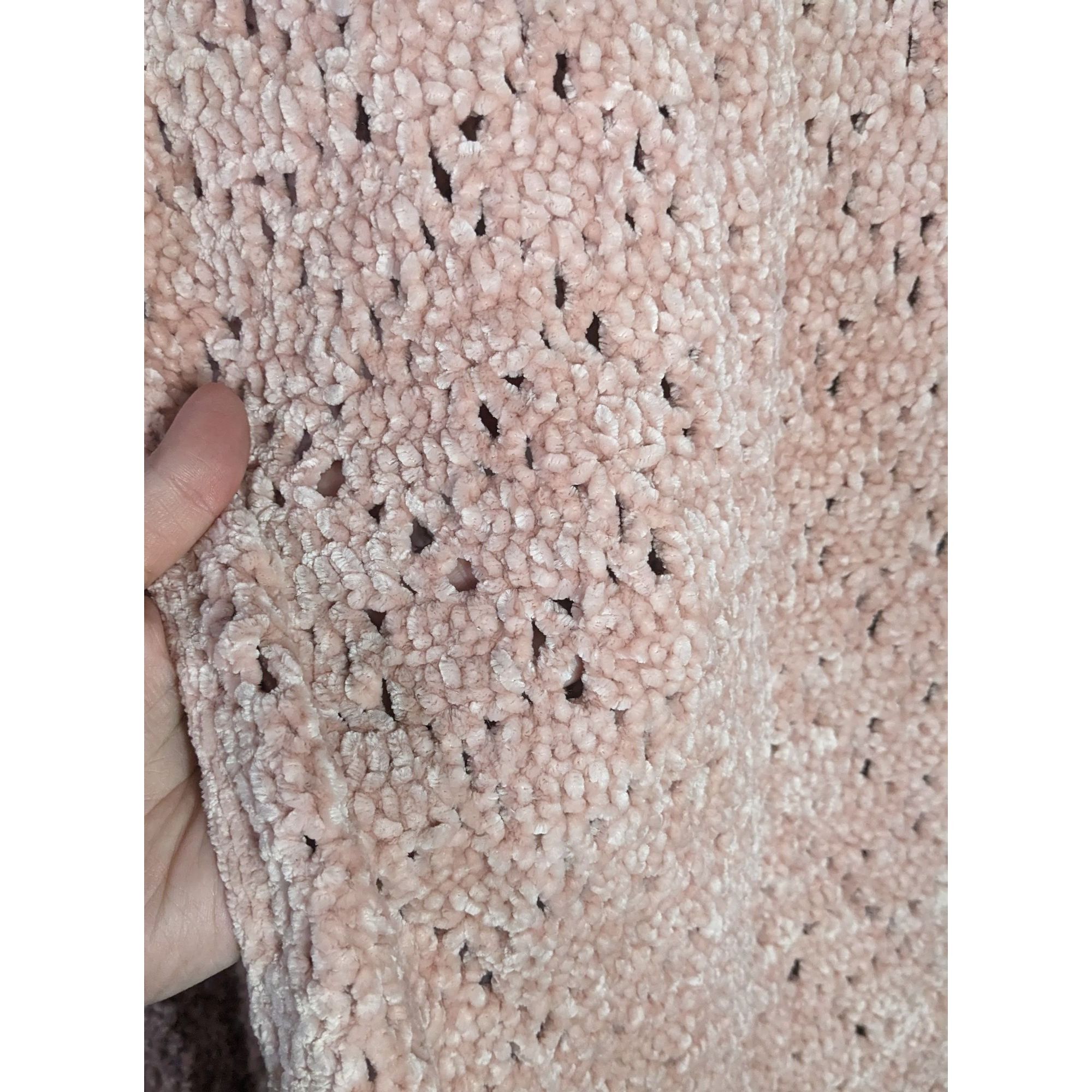 Handmade Handmade Vintage Chenille Crochet Scarf With Scalloped Trim Size ONE SIZE - 8 Thumbnail