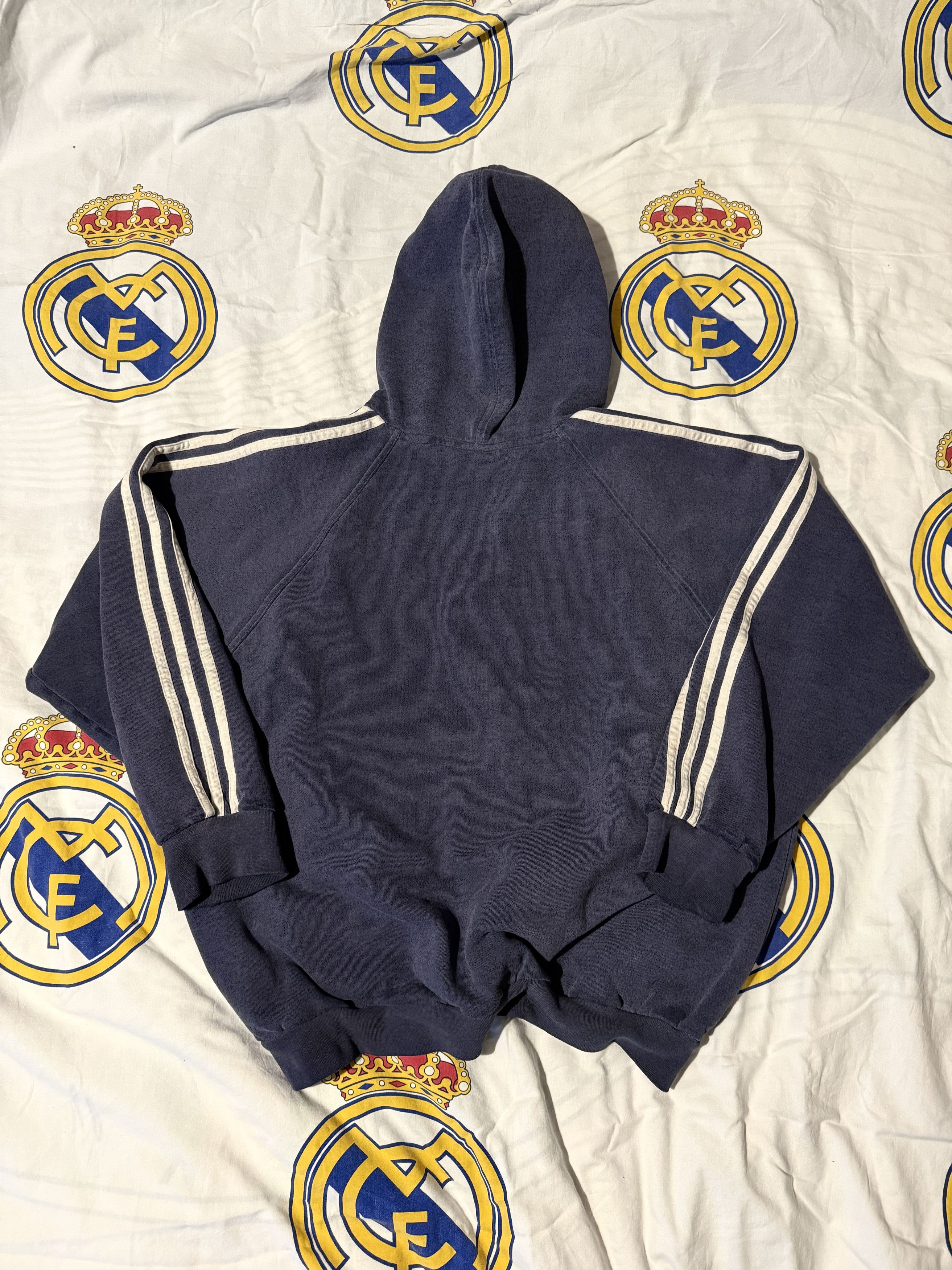 Adidas × Vintage Adidas vintage boxy navy hoodie - L Size US L / EU 52-54 / 3 - 5 Thumbnail