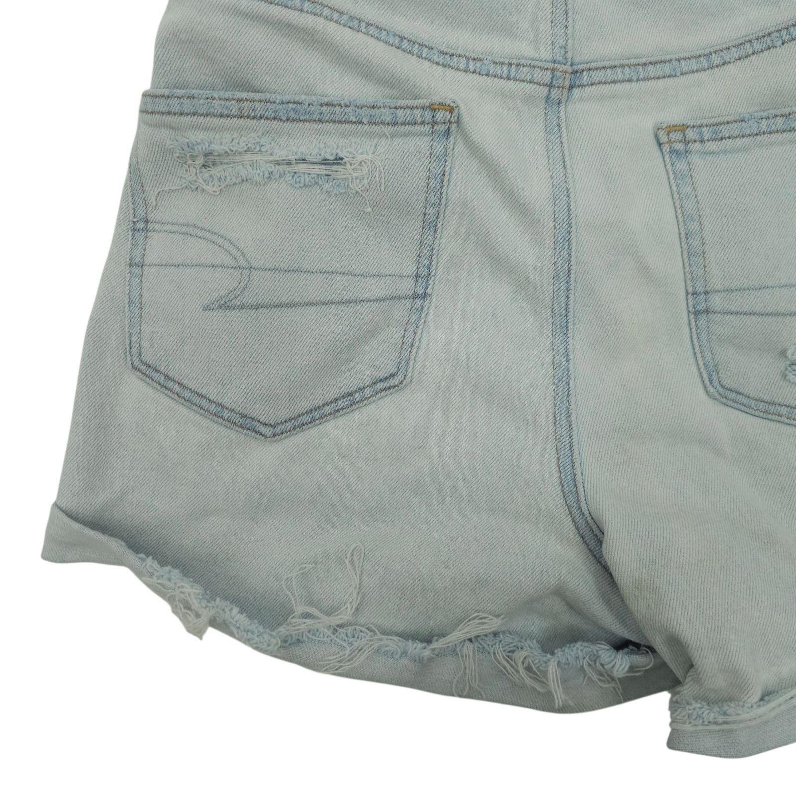 American Eagle Outfitters American Eagle Mom Shorts Size 10 Light Wash Distressed Size 32" / US 10 / IT 46 - 15 Thumbnail