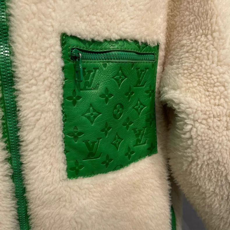 Louis Vuitton Louis Vuitton White and green color-matching fur one-piece Size US S / EU 44-46 / 1 - 3 Thumbnail