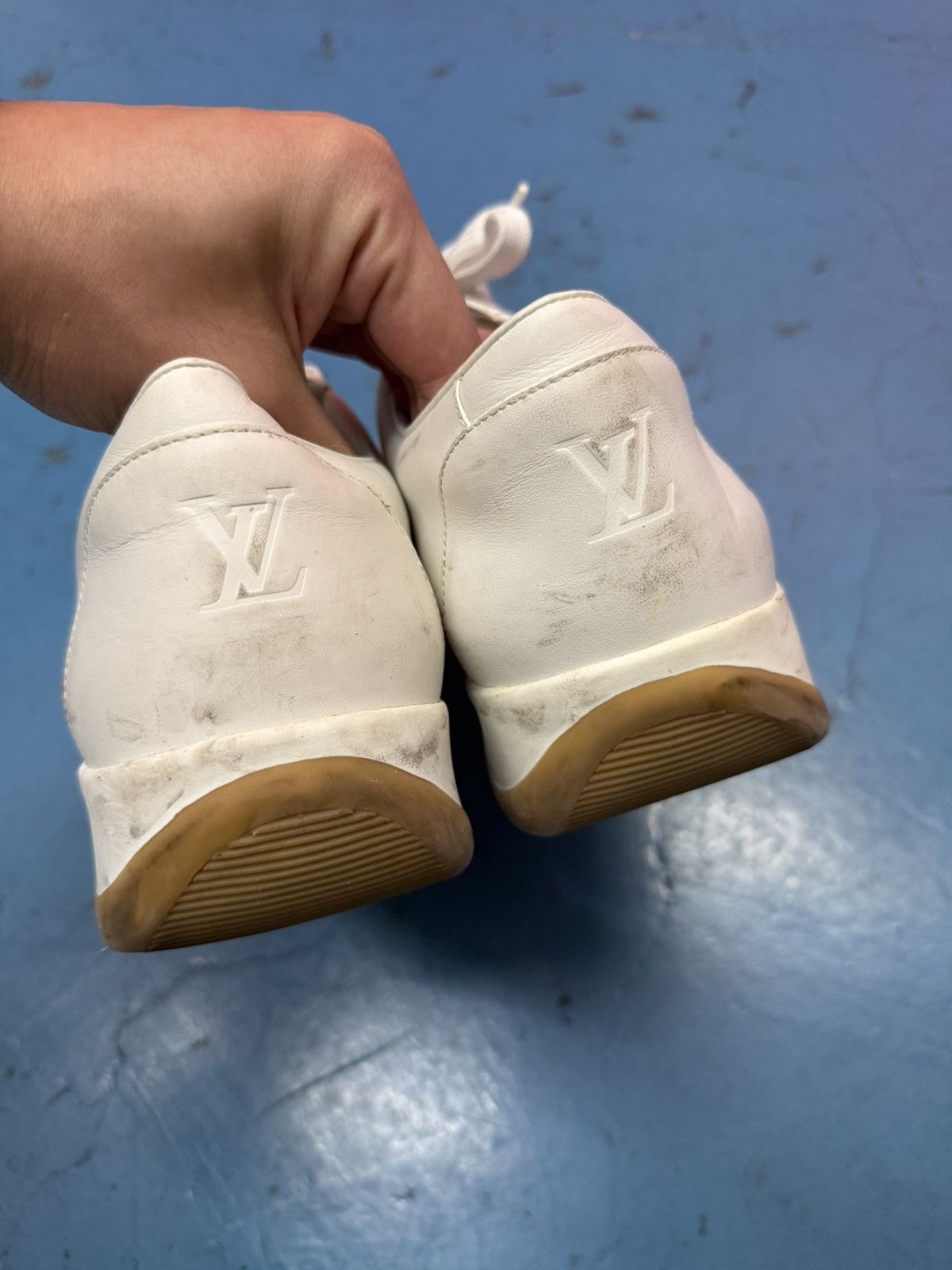 Louis Vuitton × Supreme LOUSI VUITTON X SUPREME SNEAKERS Size US 11 / EU 44 - 3 Thumbnail