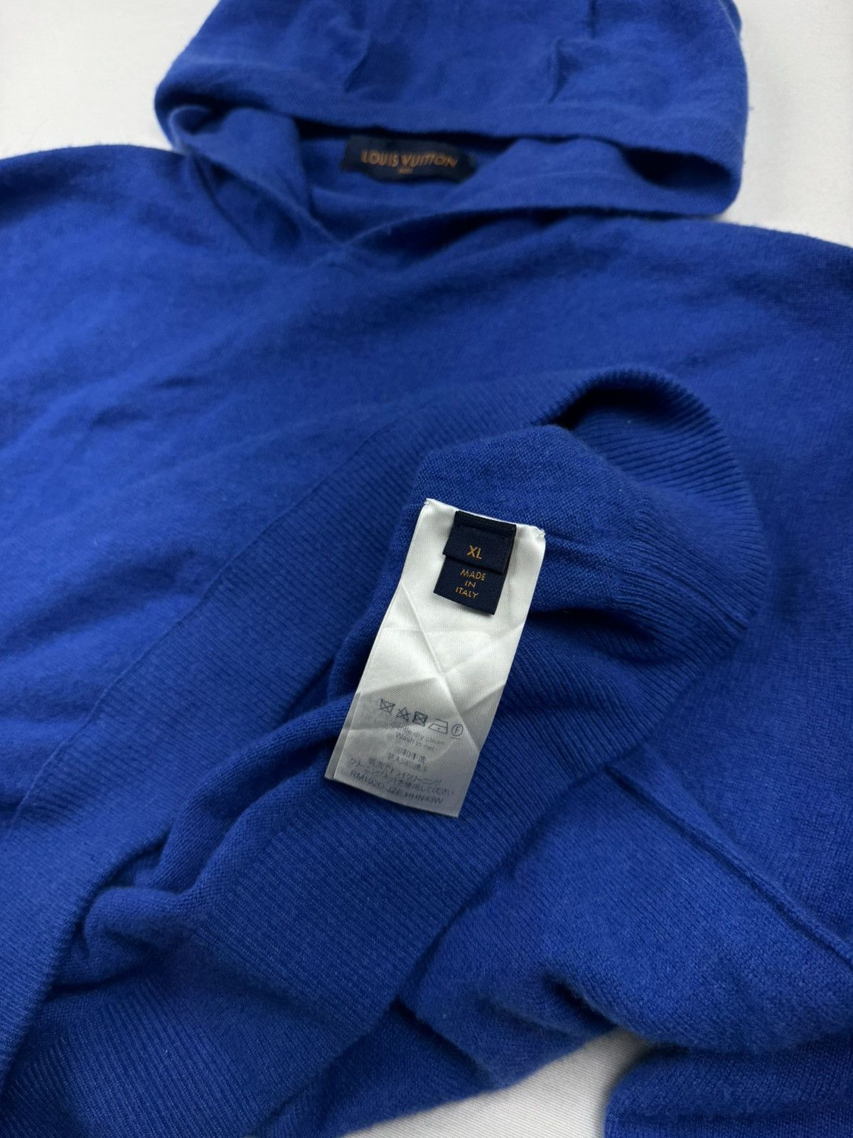 Louis Vuitton LV Cashmire Hoodie Size US XL / EU 56 / 4 - 6 Thumbnail