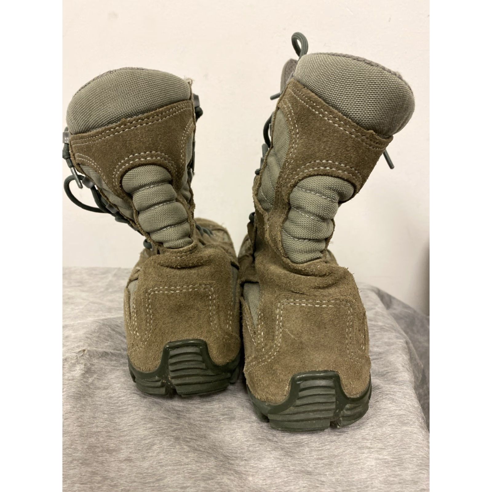 Vibram Belleville Boots Mens Sz 5 Sage Green Vibram 693 Military Combat Leather Lace Up Casual Shoes Mens Size US 5 / EU 37 - 3 Thumbnail