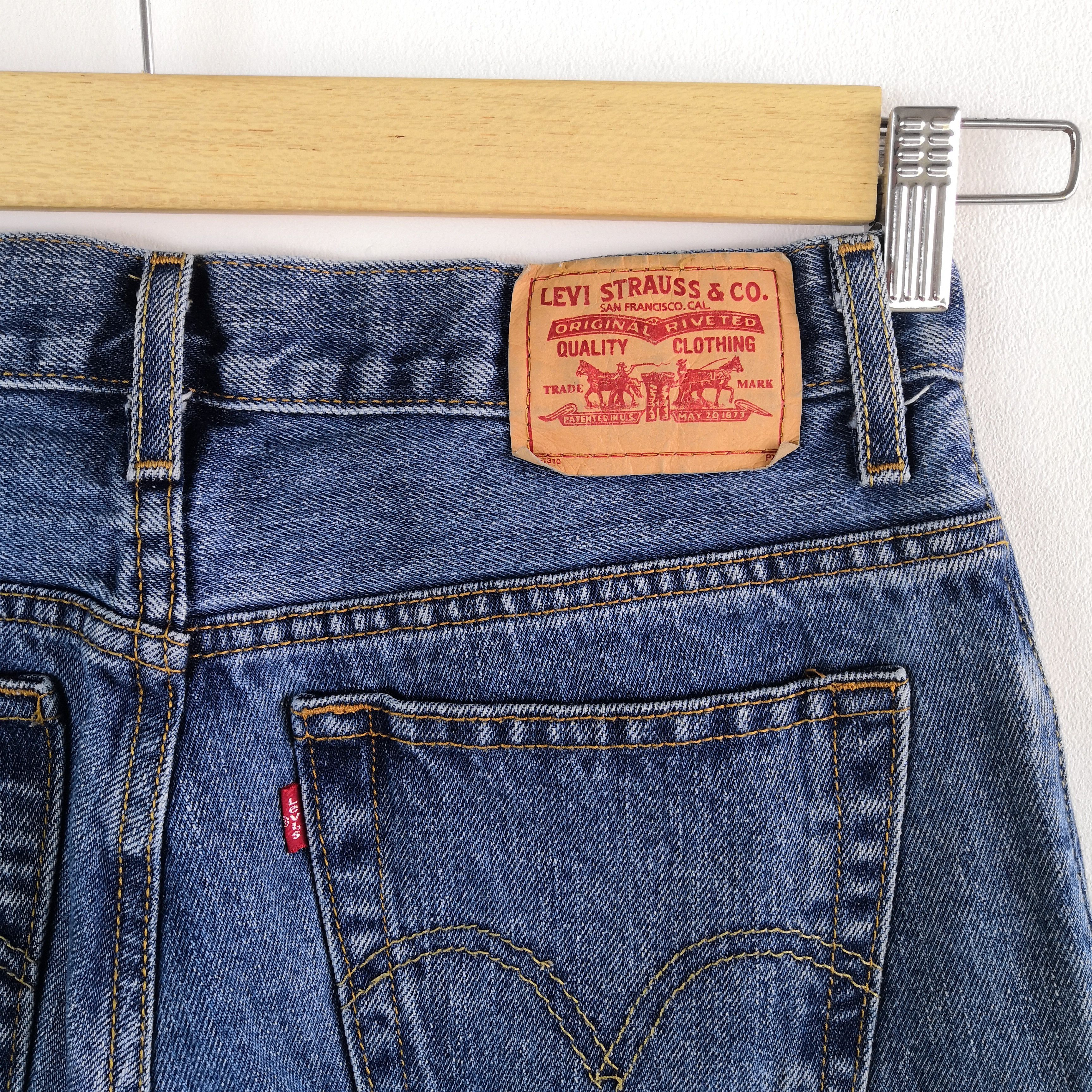 Levi's Vintage Levis 550 Distressed Jeans Levi's Stonewash Denim Size US 30 / EU 46 - 5 Thumbnail