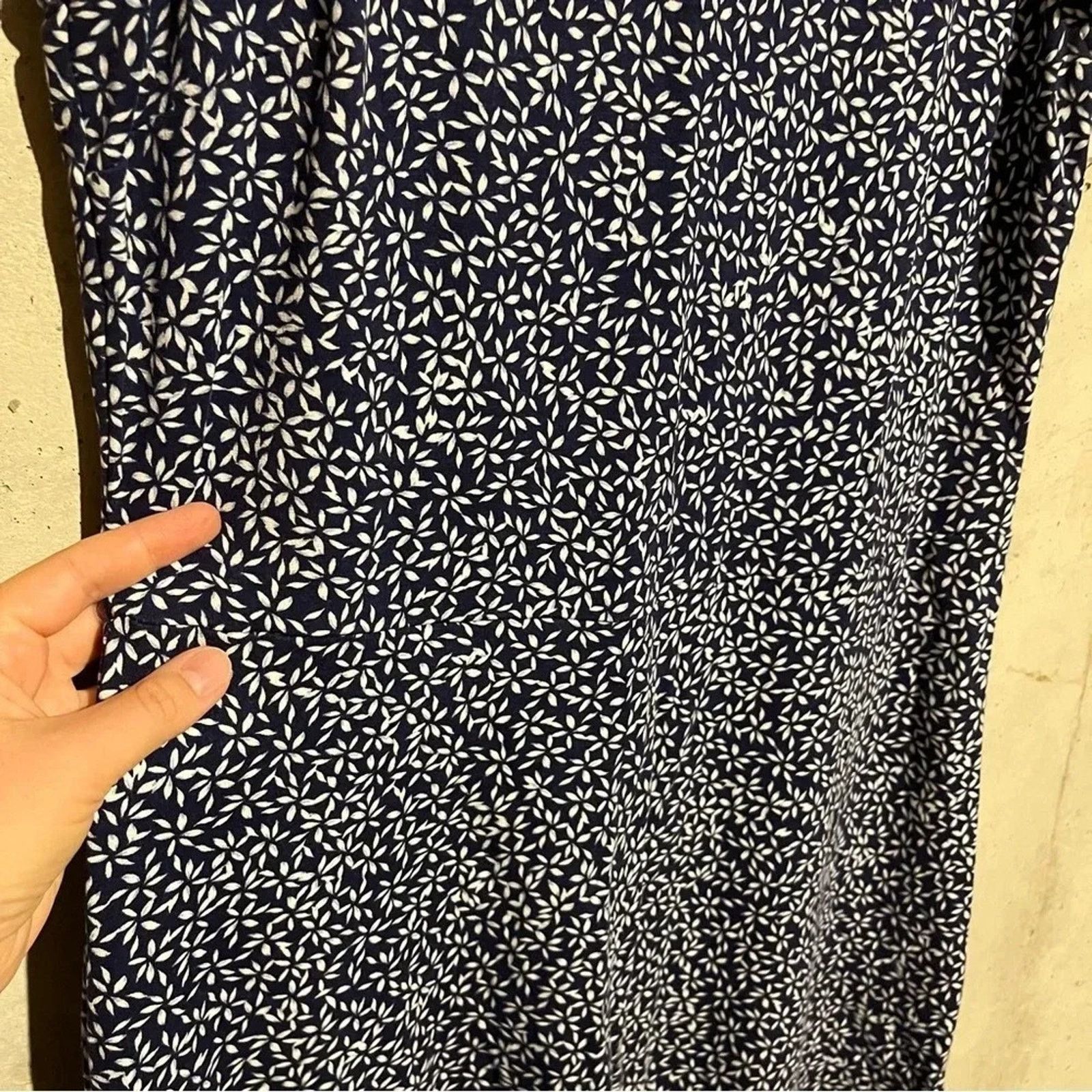 Old Navy Old Navy Leaf Print Flutter Sleeve Tank Dress Women Sz L Size L / US 10 / IT 46 - 3 Thumbnail