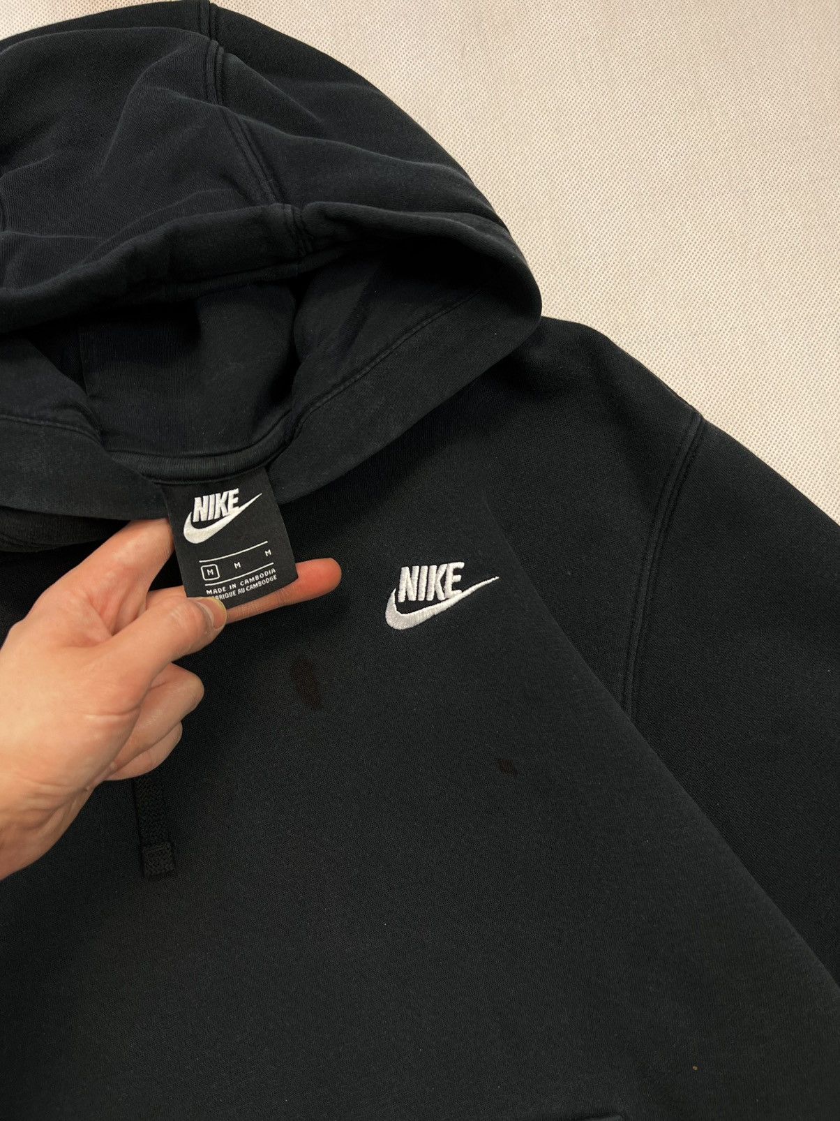 Nike Hoodie Nike small logo black y2k Size US M / EU 48-50 / 2 - 2 Thumbnail