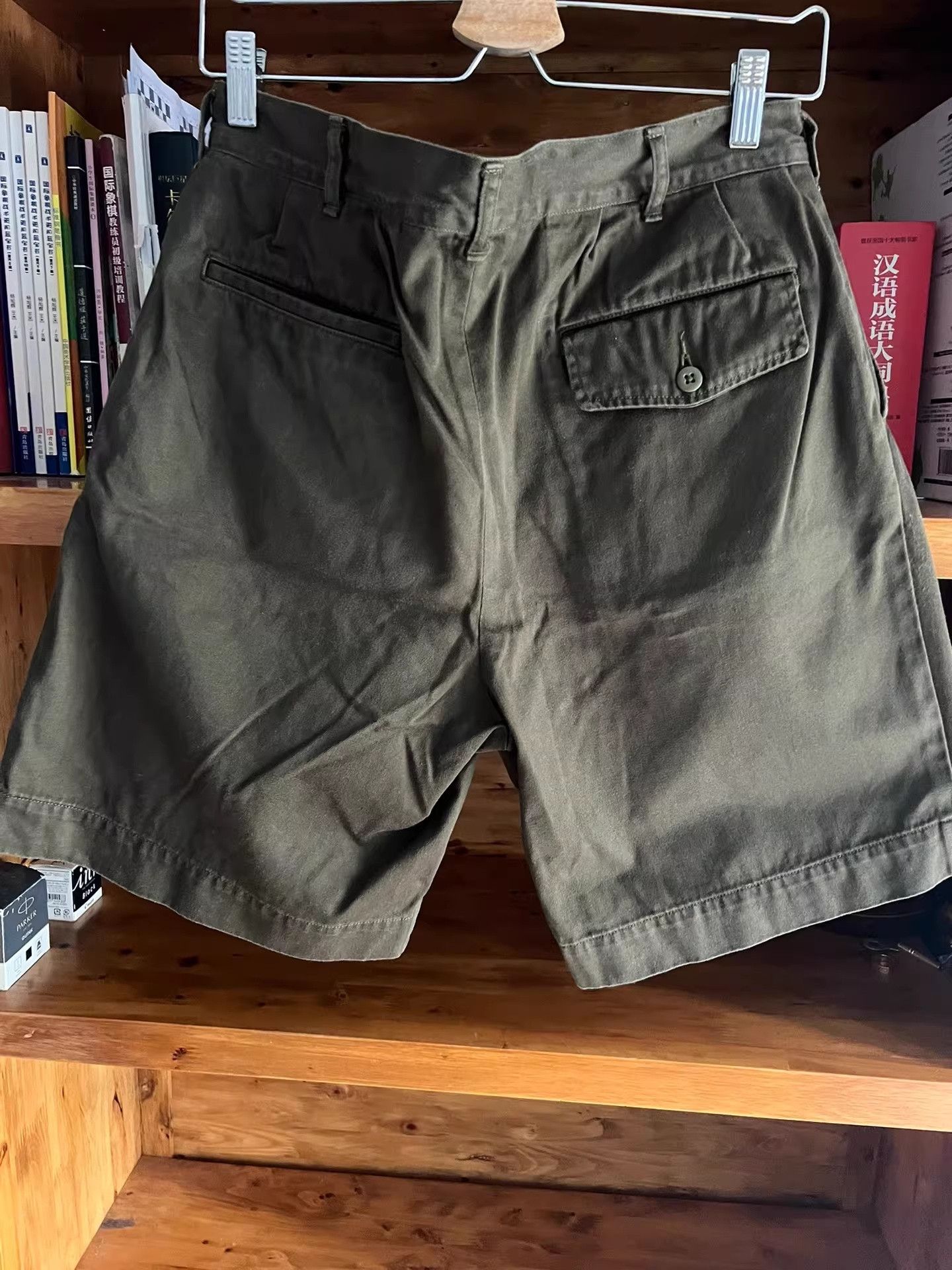 BARNS OUTFITTERS Barns Olive Casual Shorts Size US 26 / EU 42 - 6 Thumbnail