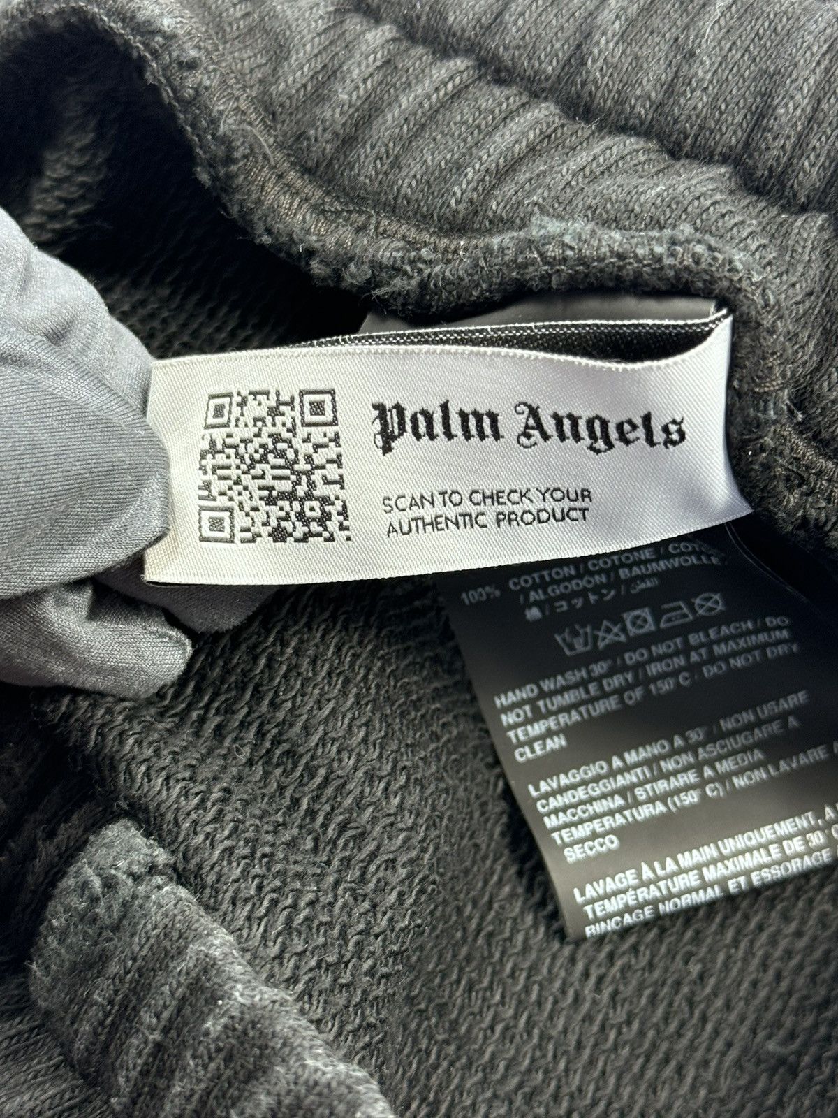 Palm Angels PALM FLAME PRINT SHORTS Size US 36 / EU 52 - 7 Thumbnail