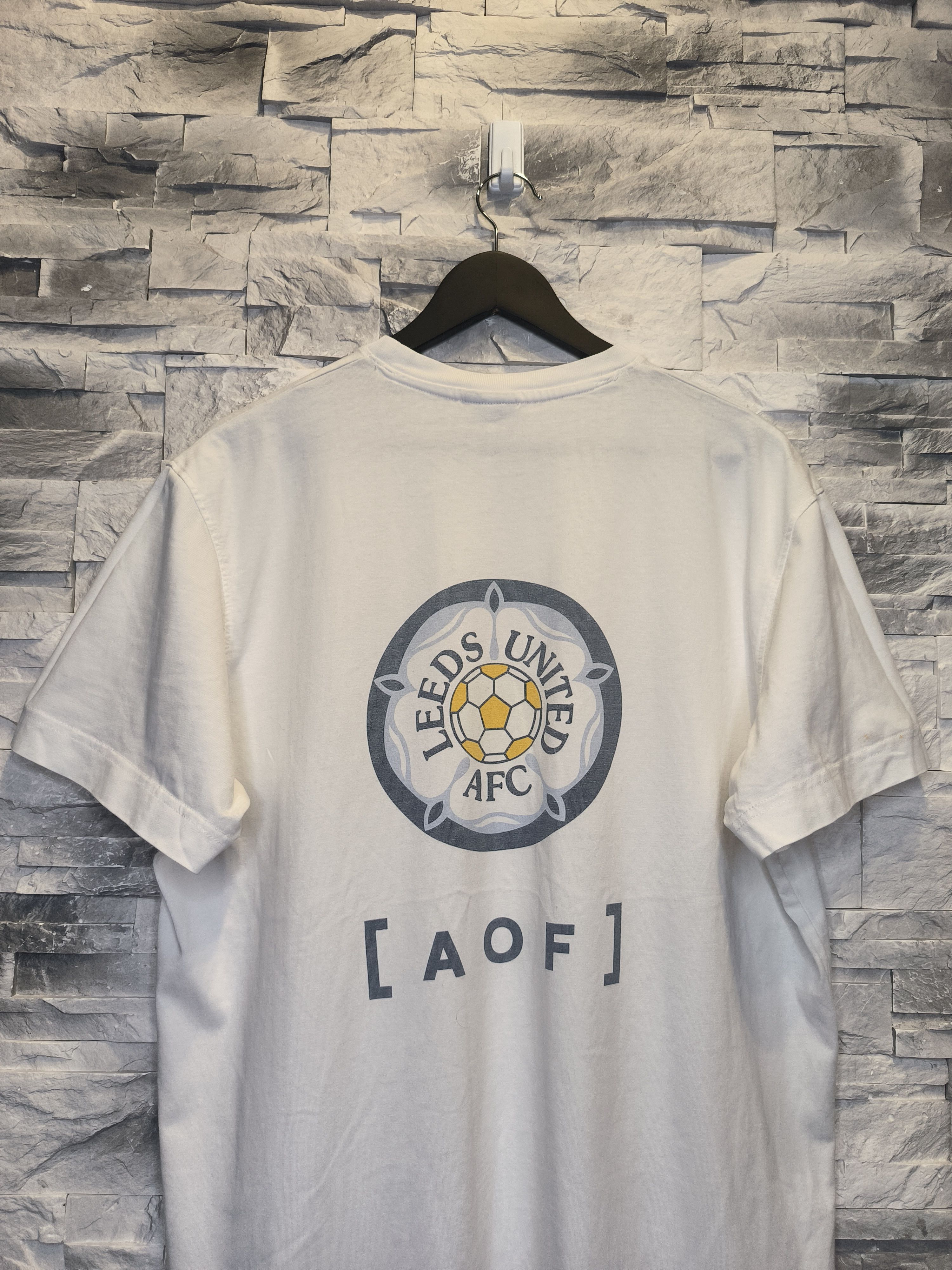 Other Art of Football AOF Leeds United Jersey T-Shirt Size US L / EU 52-54 / 3 - 2 Thumbnail