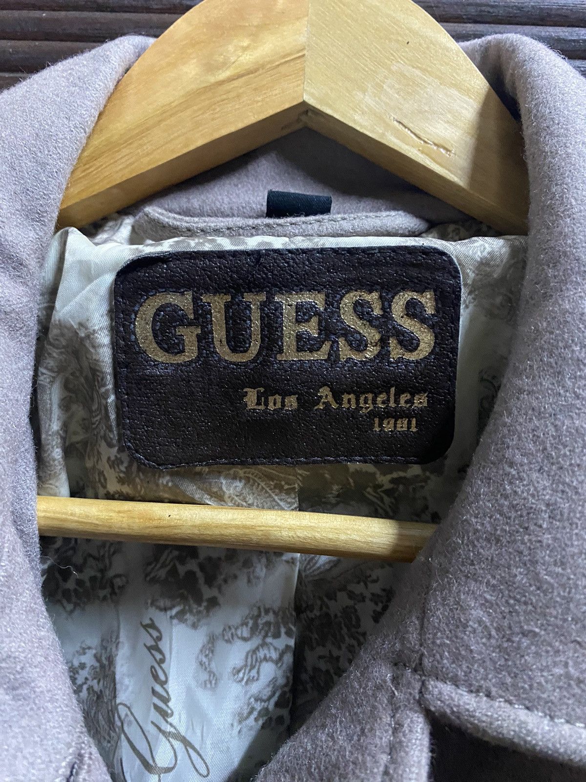 Guess × Vintage Vintage Guess Los Angeles Wool Trench Coat Jacket Size XL / US 12-14 / IT 48-50 - 10 Thumbnail