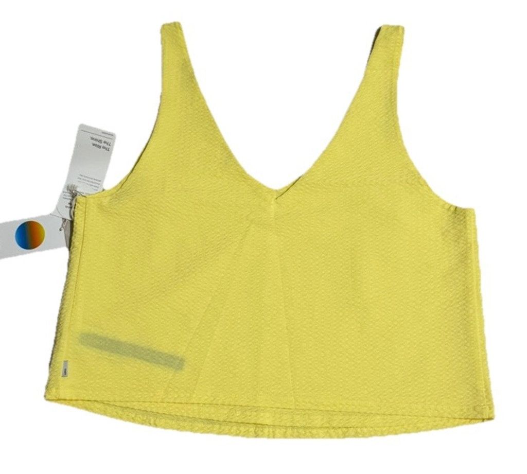 Vuori VUORI VILLA TEXTURED CROP TANK SLEEVELESS SUNLIGHT COLOR SIZ Size M / US 6-8 / IT 42-44 - 1 Thumbnail
