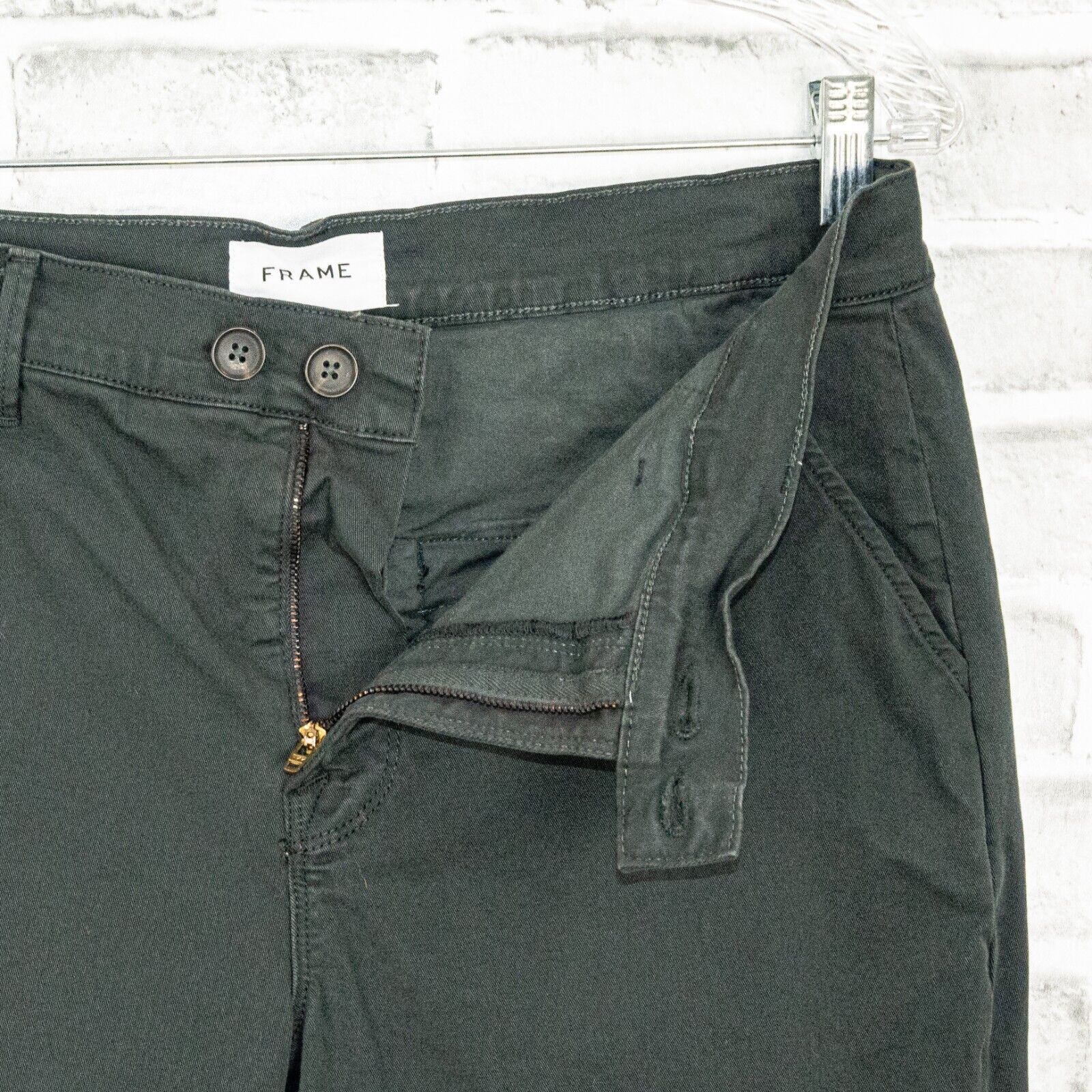 Frame Frame Denim Size 28 Le Beau Cropped Chino Pants Washed Black Size 28" / US 6 / IT 42 - 2 Thumbnail