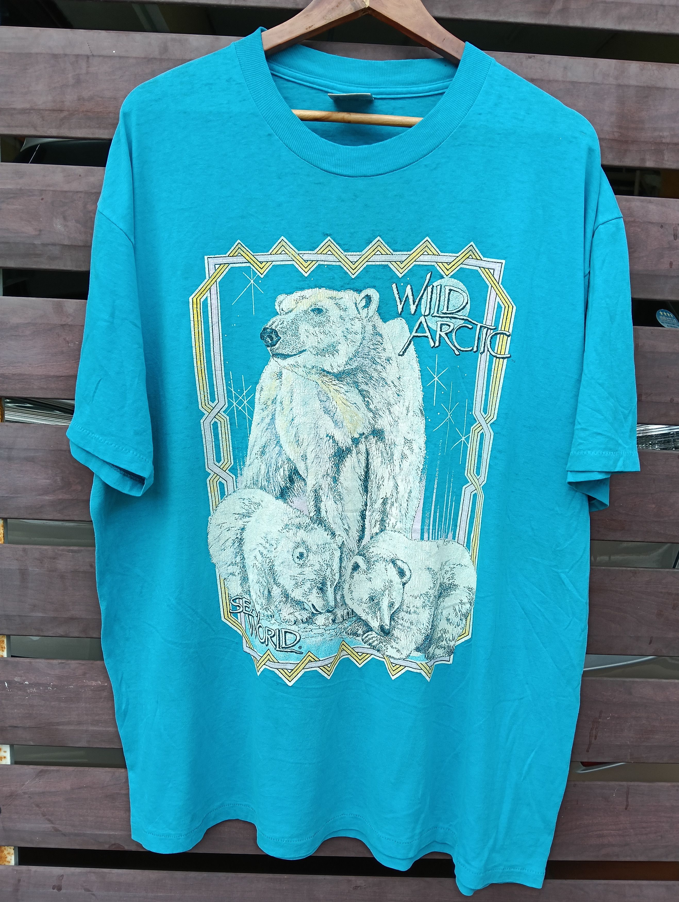 Vintage Vintage Wild arctic bear. Size US XL / EU 56 / 4 - 1 Thumbnail