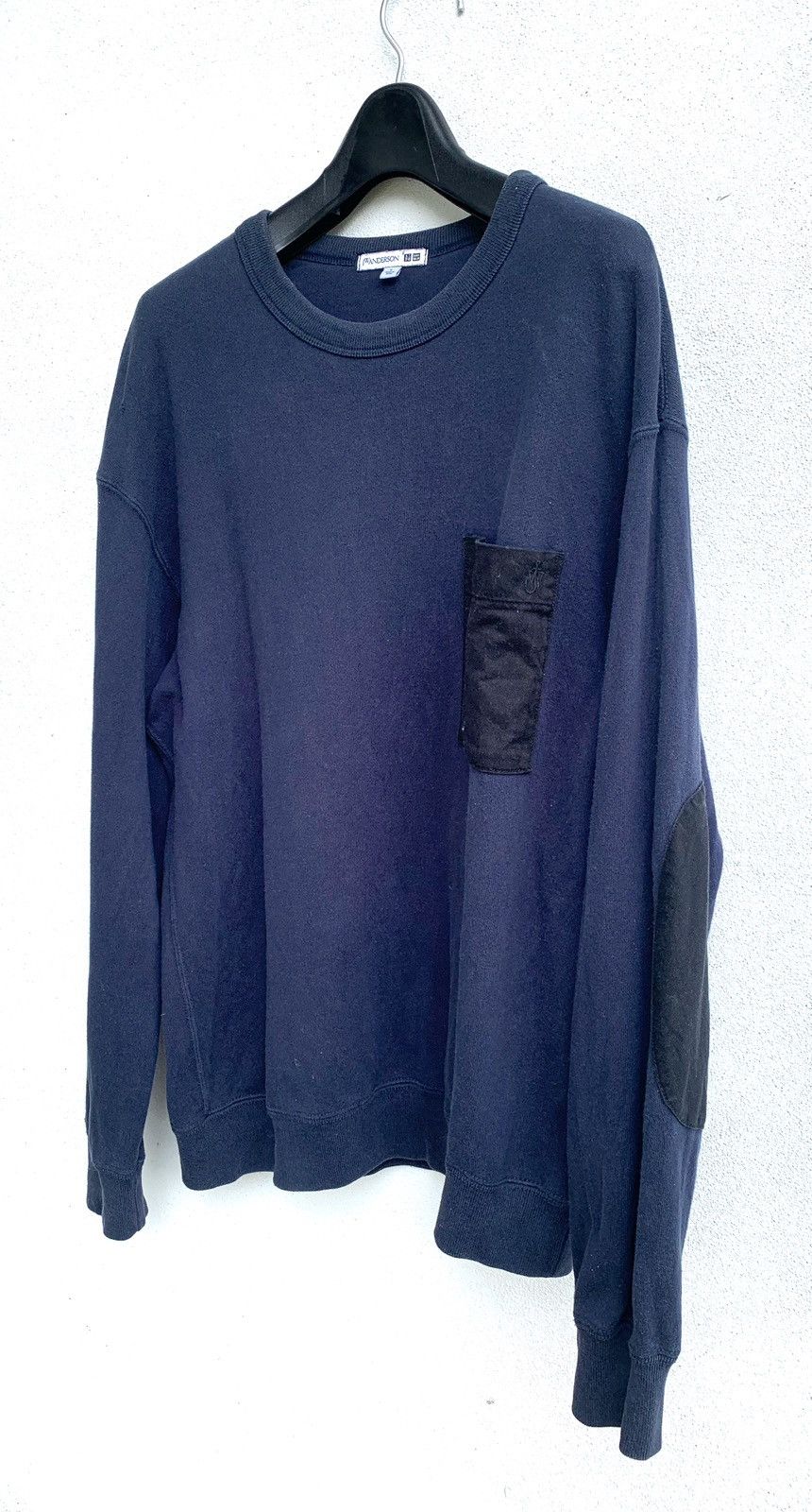 JW Anderson × Japanese Brand × Uniqlo Uniqlo X JW Anderson Longsleeve Single Pocket Size US L / EU 52-54 / 3 - 3 Thumbnail