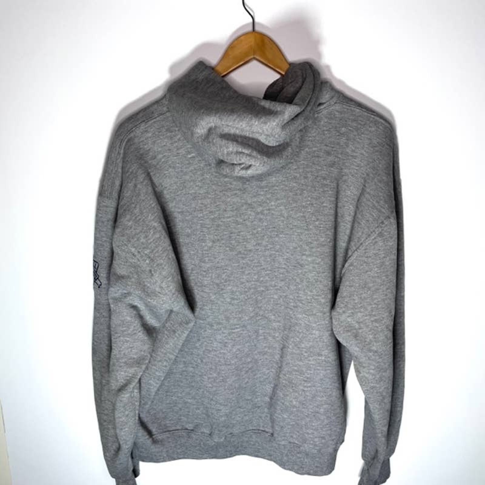 Russell Athletic 2000's Russell Athletic Spellout Pullover Hoodie Grey Medium Size US M / EU 48-50 / 2 - 9 Thumbnail