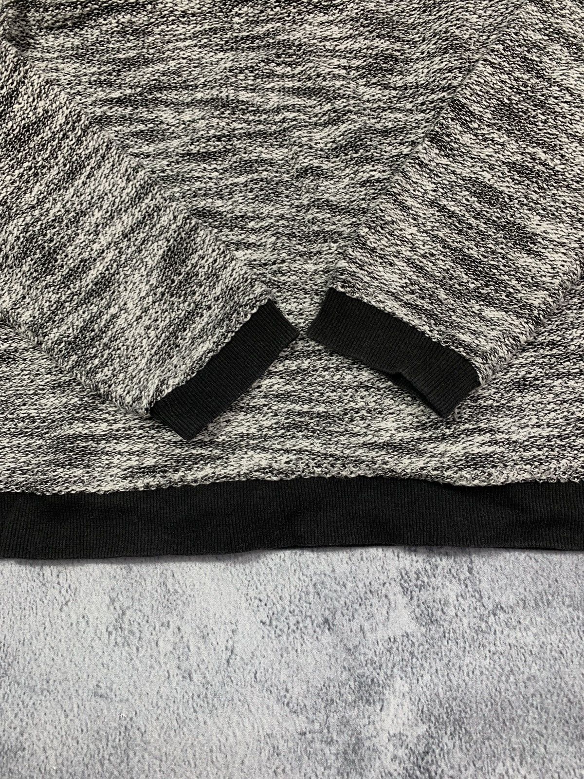 Japanese Brand × Vintage Vintage Y2K style Japanese glitch sweater streetwear S Size S / US 4 / IT 40 - 5 Thumbnail