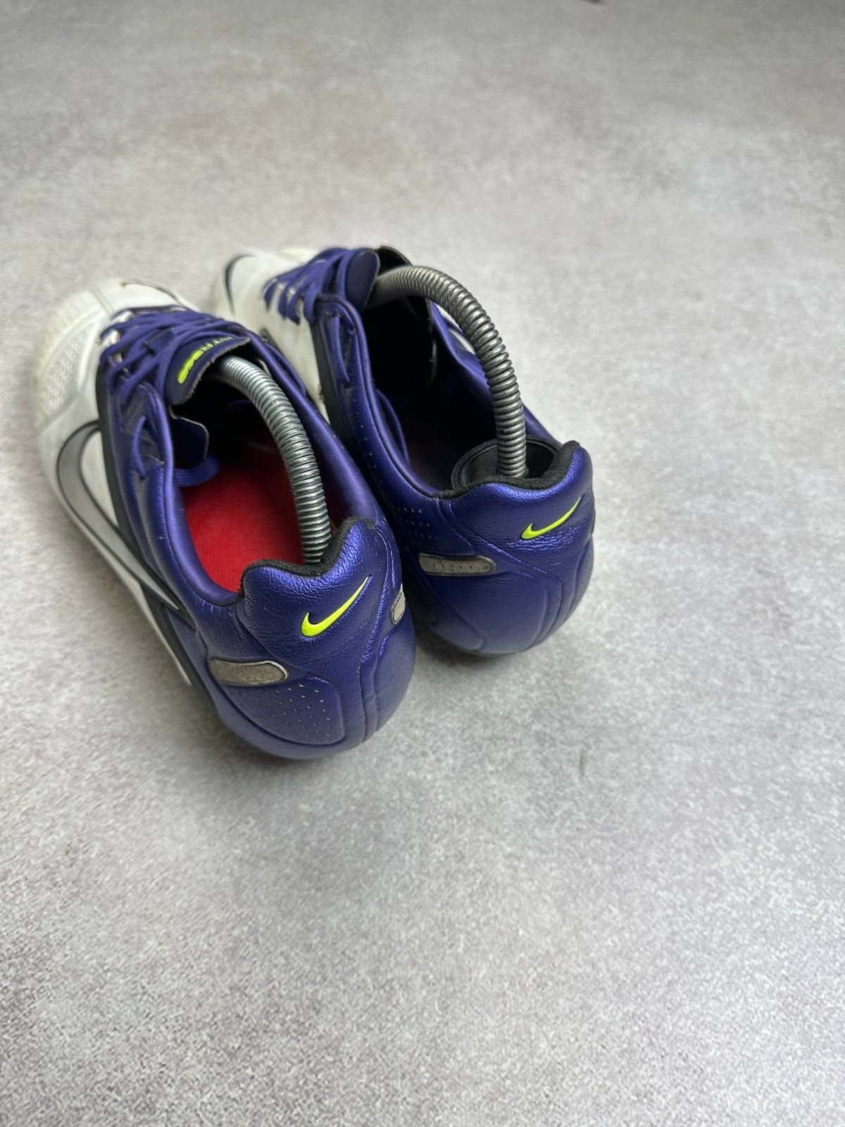 Nike Vintage Nike Kanga Lite Soccer Cleats Us 10 Size US 9 / EU 42 - 6 Thumbnail
