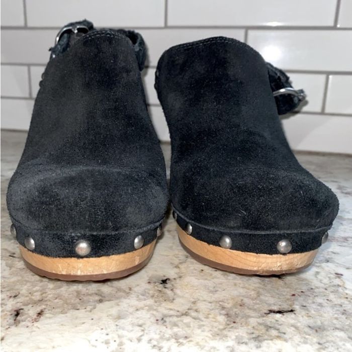 Ugg UGG Dafni Black Suede Slingback Clogs Shoes Sheepskin 7 | Grailed