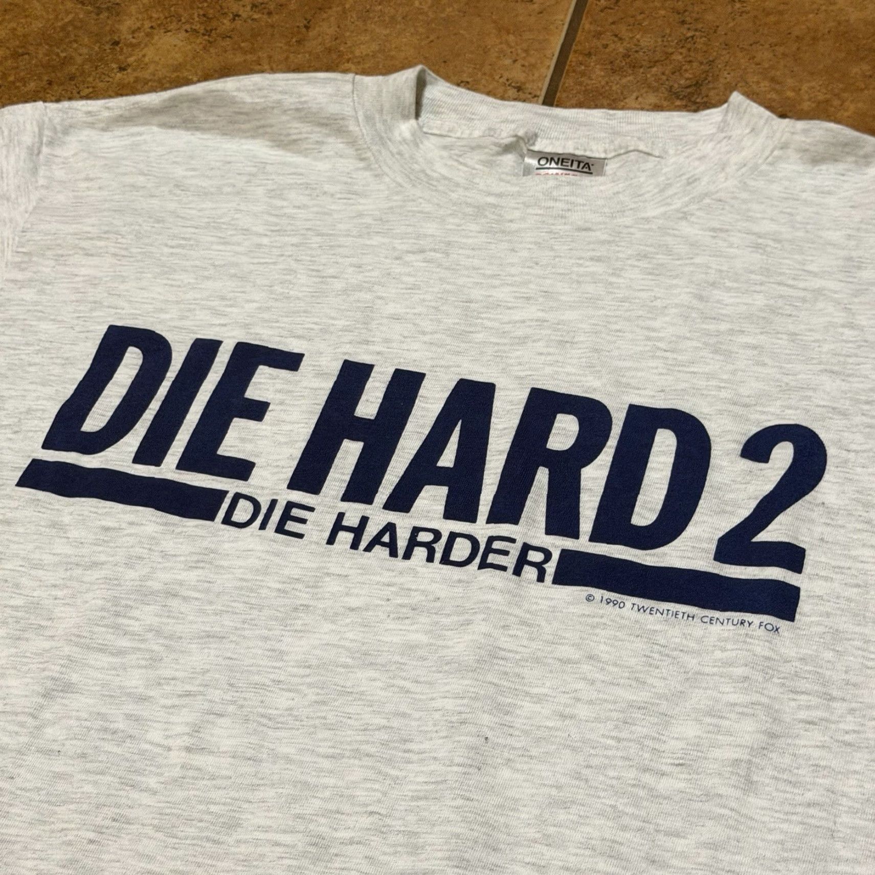 Vintage VINTAGE Die Hard 2 Movie Graphic T-Shirt XL Mens Gray Cotton Oneita Size XL Graphic on Front 1990s Movie Merch T-Shirt Size US XL / EU 56 / 4 - 3 Thumbnail