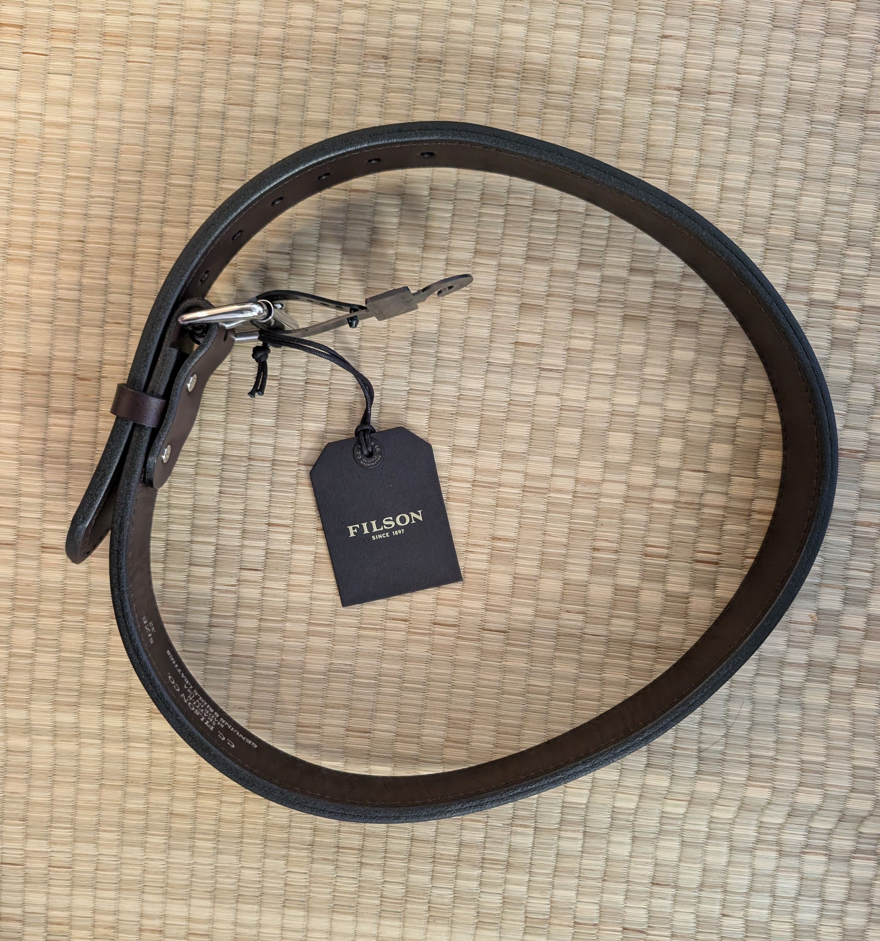 Filson NWT Filson Bridle Leather Double Belt Made in USA Size 32 - 1 Thumbnail