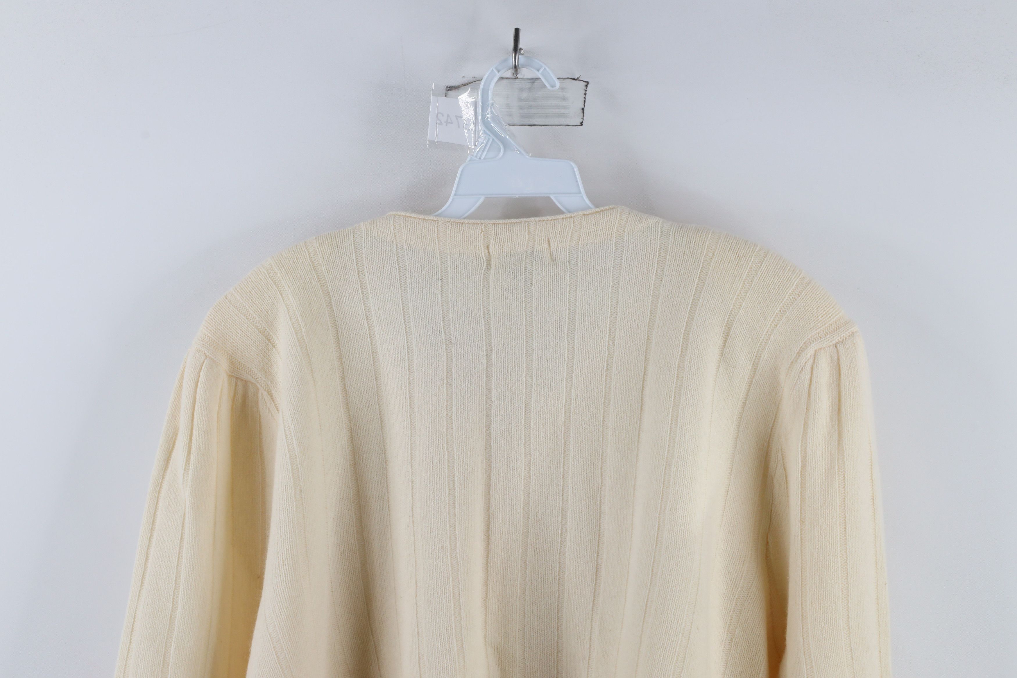 Vintage Vintage 90s Streetwear Angora Beaded Cardigan Sweater Size L / US 10 / IT 46 - 11 Thumbnail