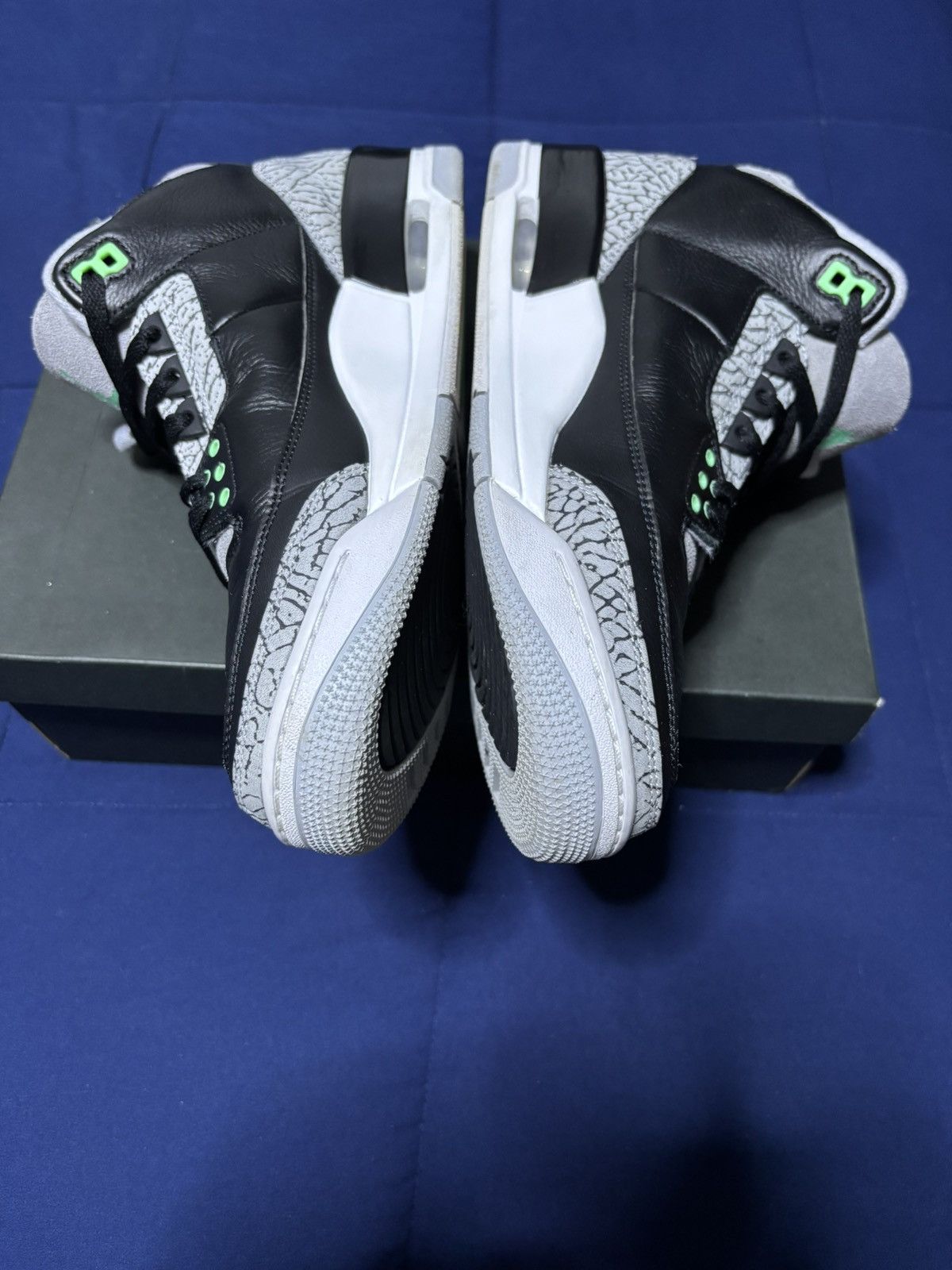 Jordan Brand Jordan 3 Retro Green Glow 2024 Size 12 Size US 12 / EU 45 - 3 Thumbnail
