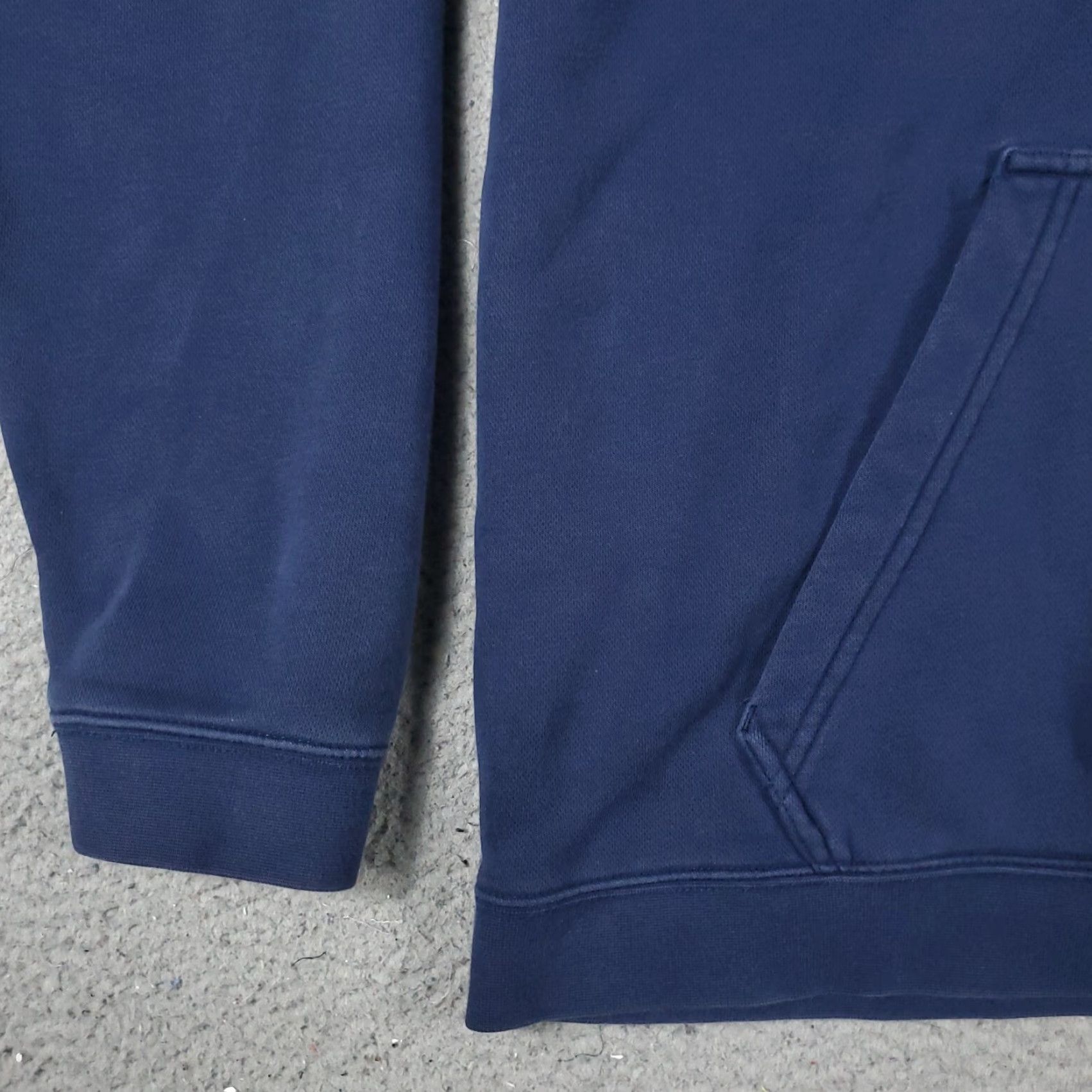 Nike VINTAGE Nike Hoodie Pullover Men's XL Blue Logo Sweatshirt Casual Sports Size US XL / EU 56 / 4 - 4 Thumbnail