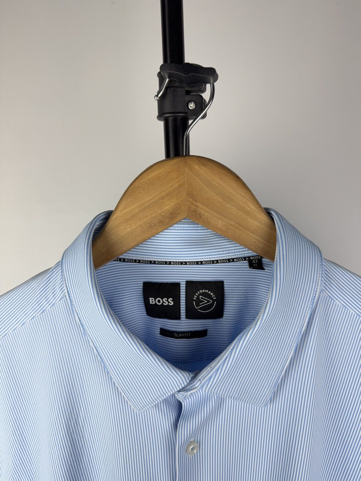 Hugo Boss Luxury Designer BOSS Slim Fit Blue Stripe Performance Shirt Size US XL / EU 56 / 4 - 3 Thumbnail