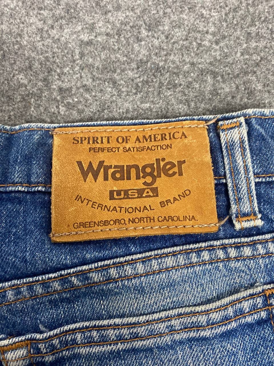 Wrangler vintage wrangler slightly distressed denim nice design Size US 28 / EU 44 - 5 Thumbnail