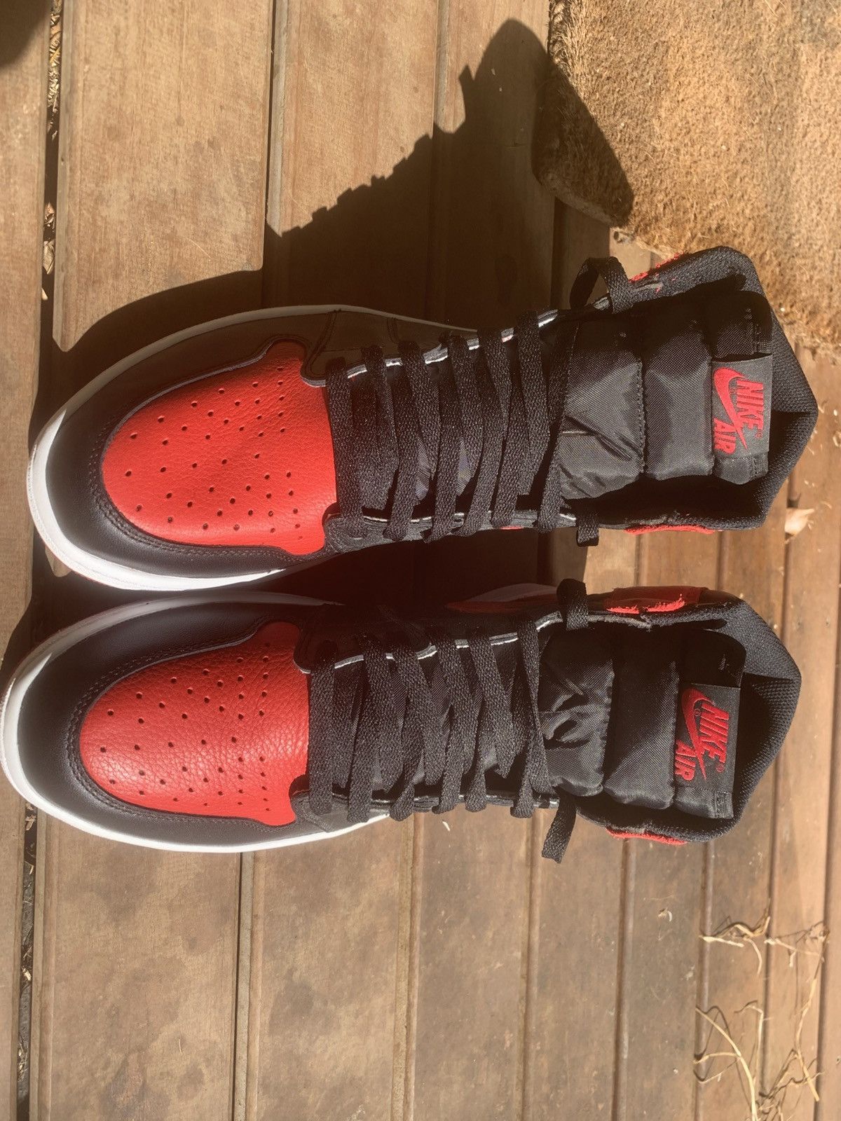 Jordan Brand × Nike Air Jordan 1 Bred 2016 US13 Size US 13 / EU 46 - 3 Thumbnail