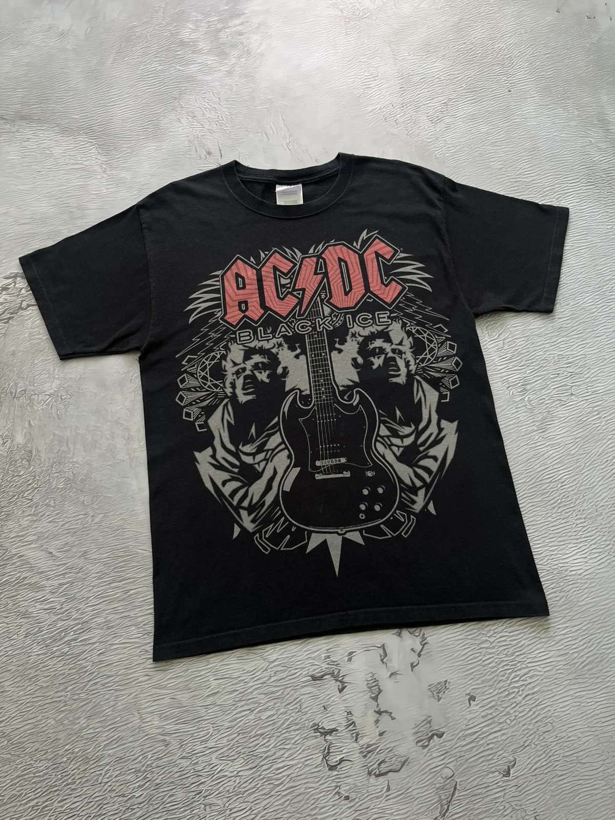 AC/DC 2010 AC / DC Black Ice Vintage Band Tees Merch Size US M / EU 48-50 / 2 - 1 Thumbnail