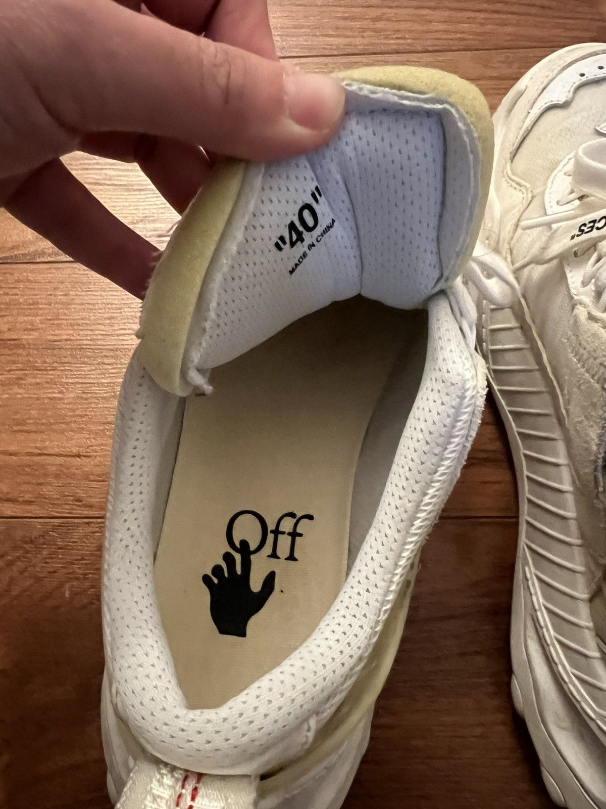 Off-White Off-White ODSY 1000 Triple White Size US 8 / EU 41 - 5 Thumbnail