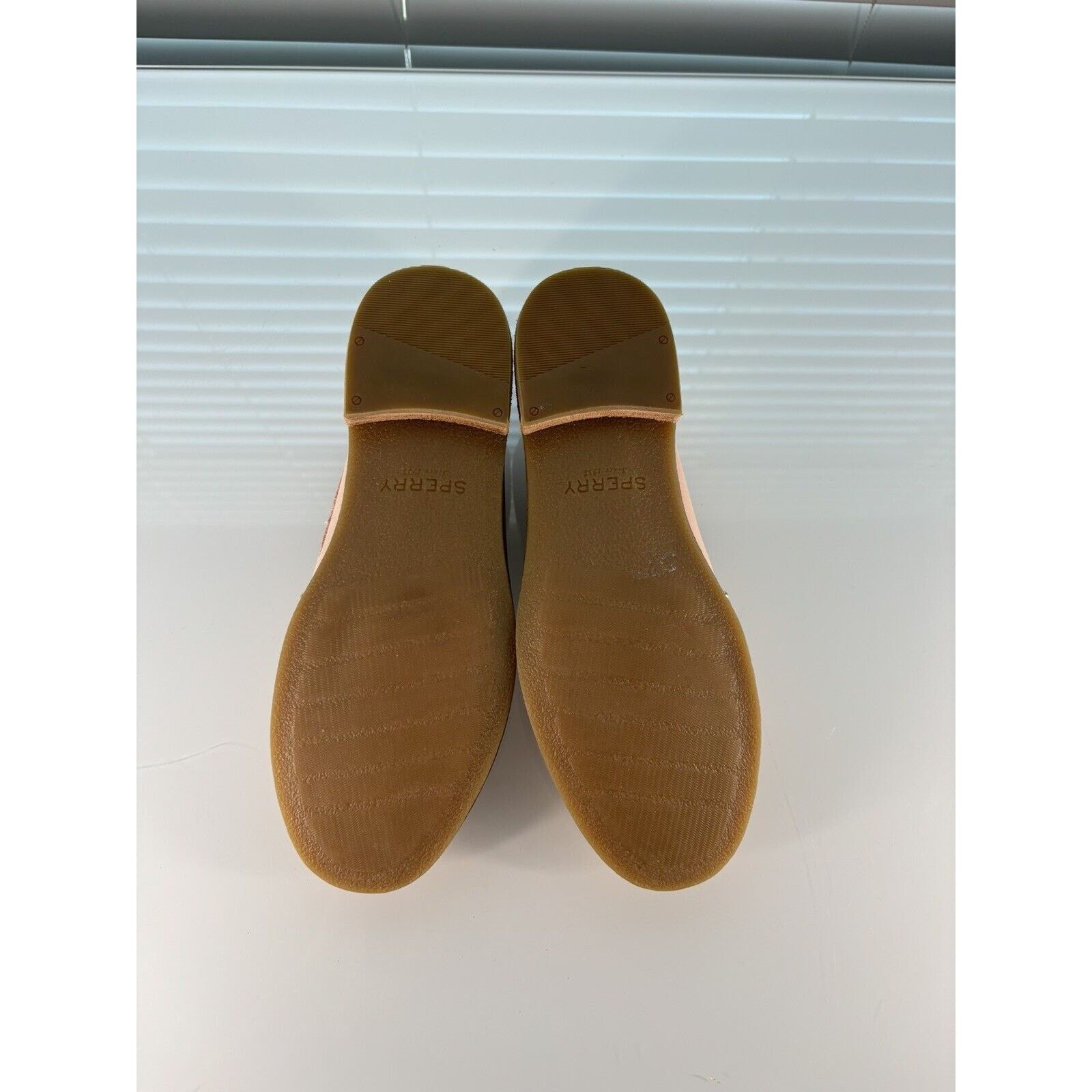 Sperry Sperry Women's Seaport Penny Plushwave Shackle Leather s 5.5 Size US 5.5 / IT 35.5 - 4 Thumbnail