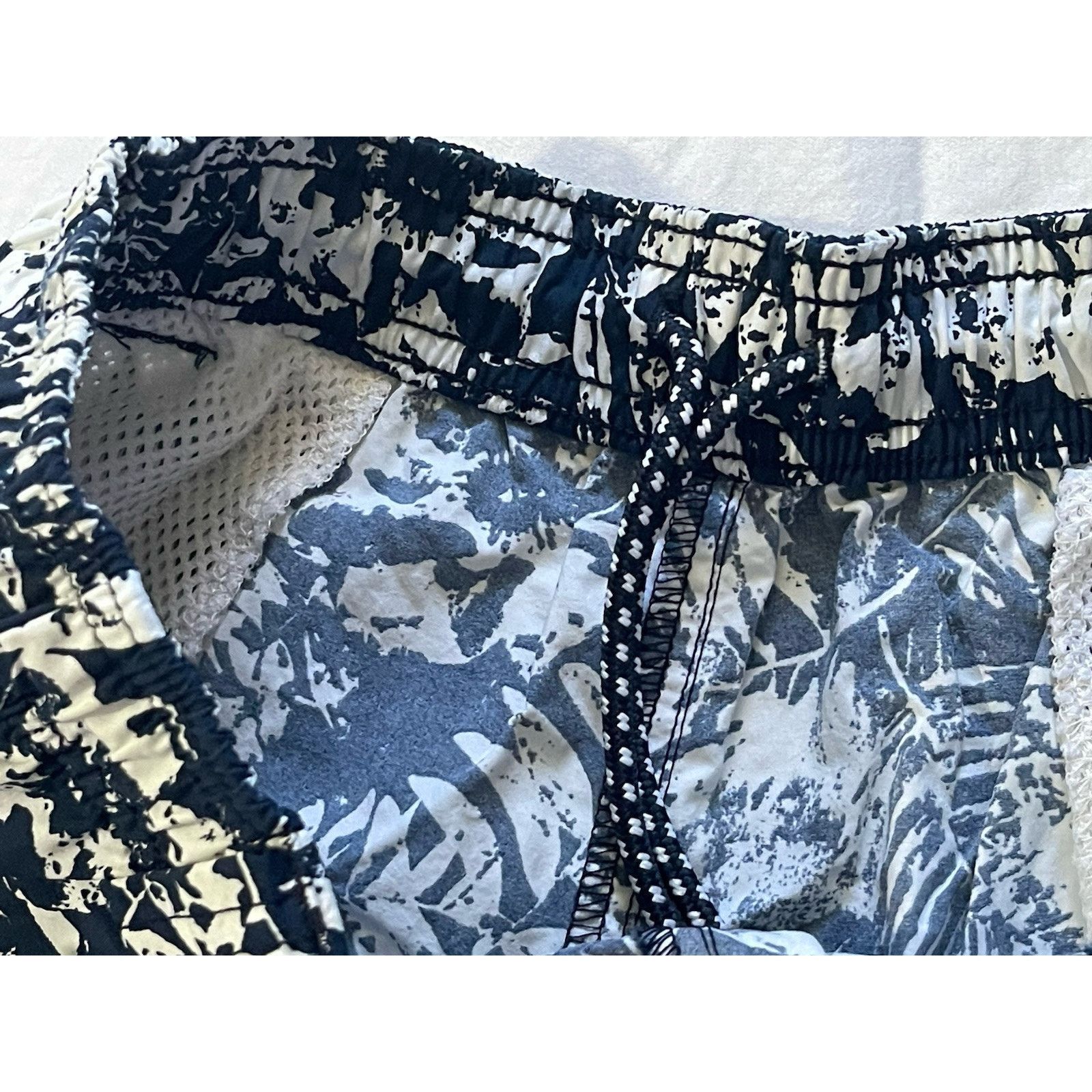 Columbia Columbia Men's PFG Fish Swim Trunks Floral Omni-Shade Medium Size US 30 / EU 46 - 6 Thumbnail