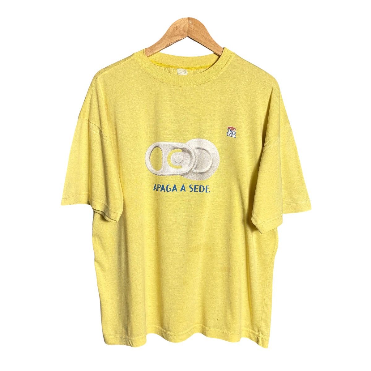 Vintage Vintage 90 Lipton Ice Tea Marathon Drink Can Graphic T-Shirt Size US XL / EU 56 / 4 - 1 Thumbnail